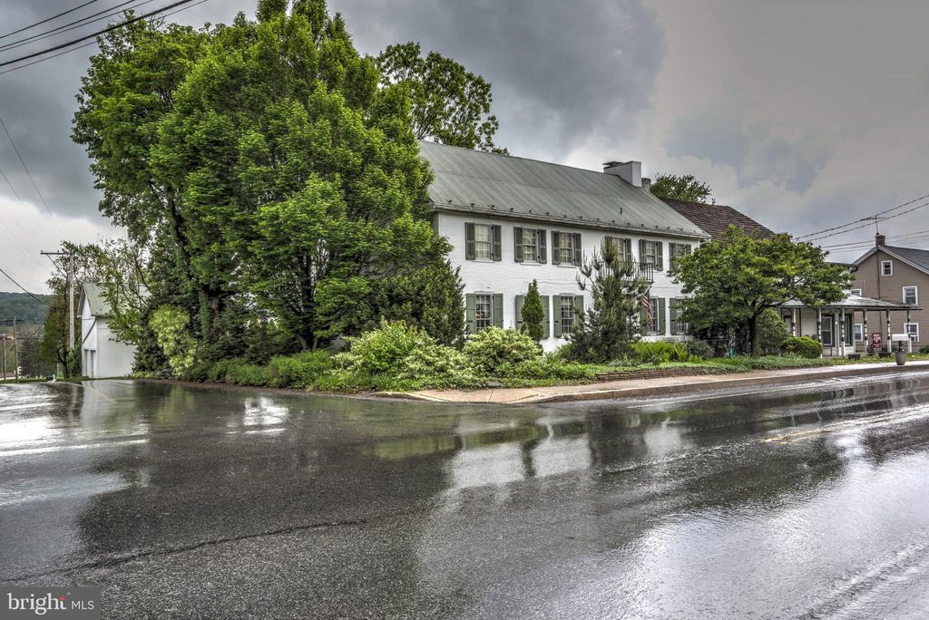 Photo of 2140 Main Street, NARVON, PA 17555 (MLS # PALA2069474)