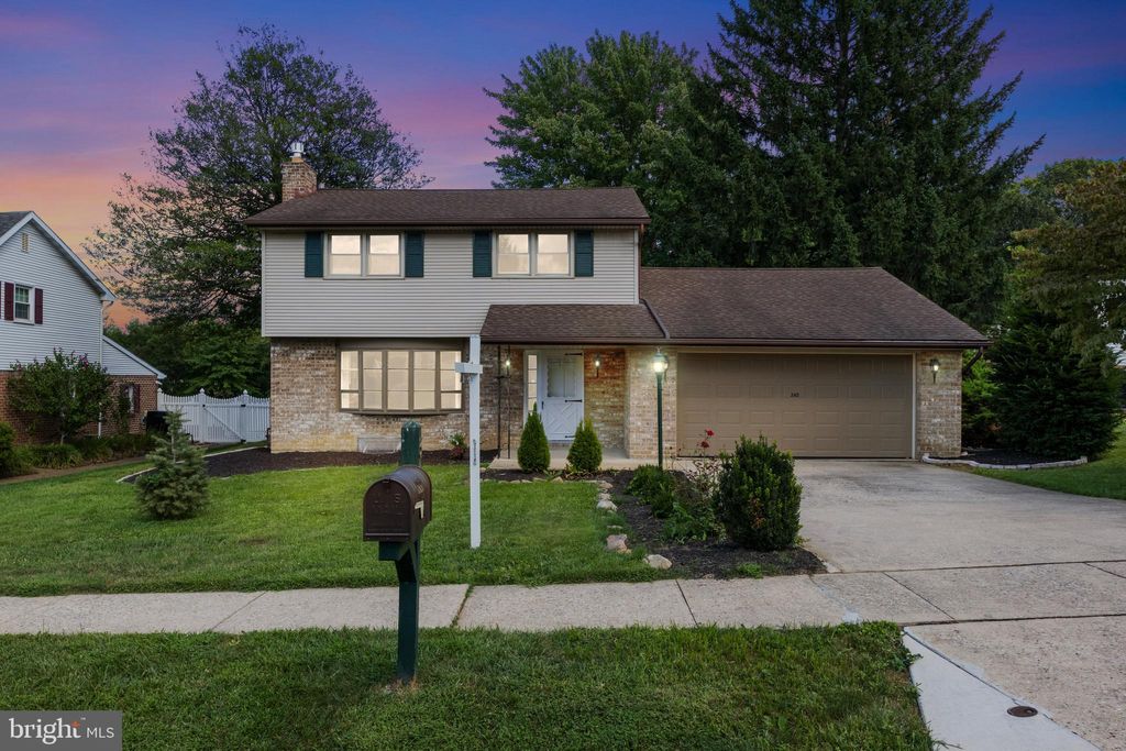 Photo of 385 Folkstone Way, YORK, PA 17402 (MLS # PAYK2086892)