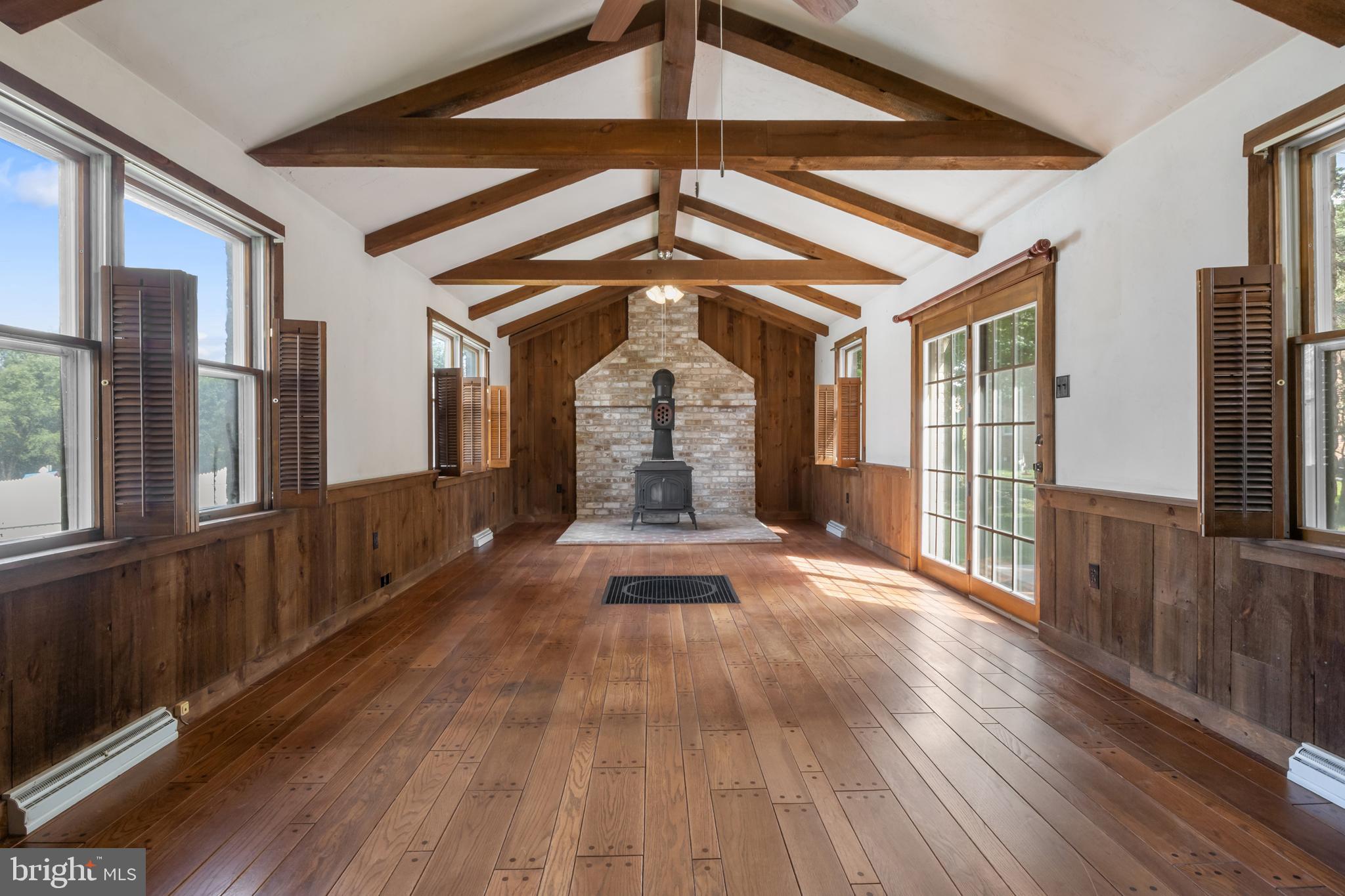 PENN OAKS - Residential