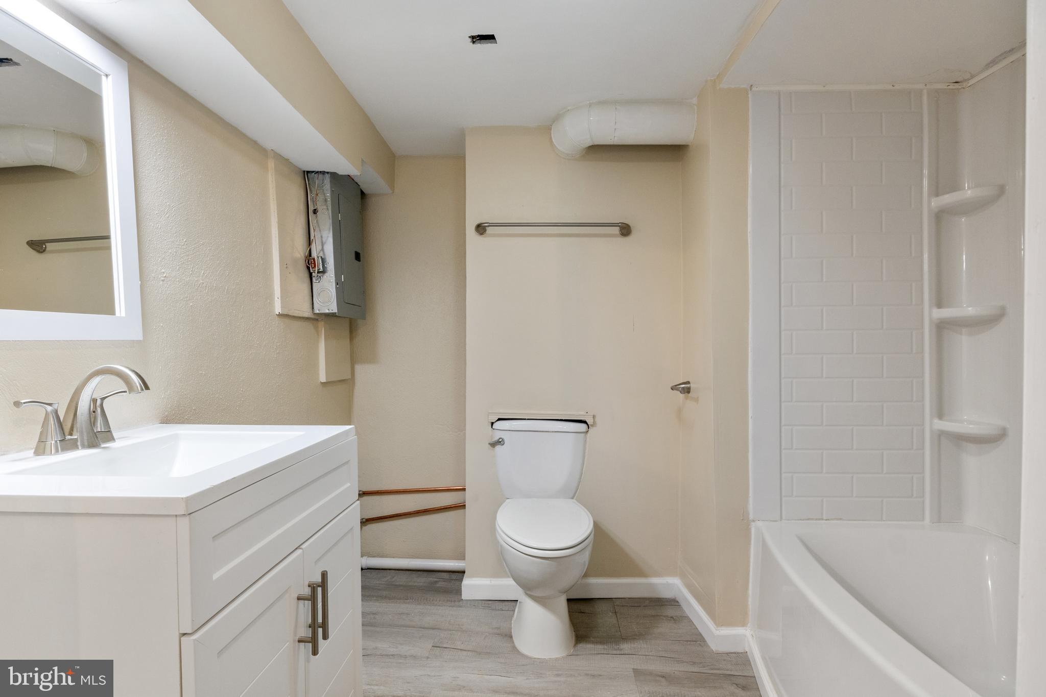 PENN OAKS - Residential