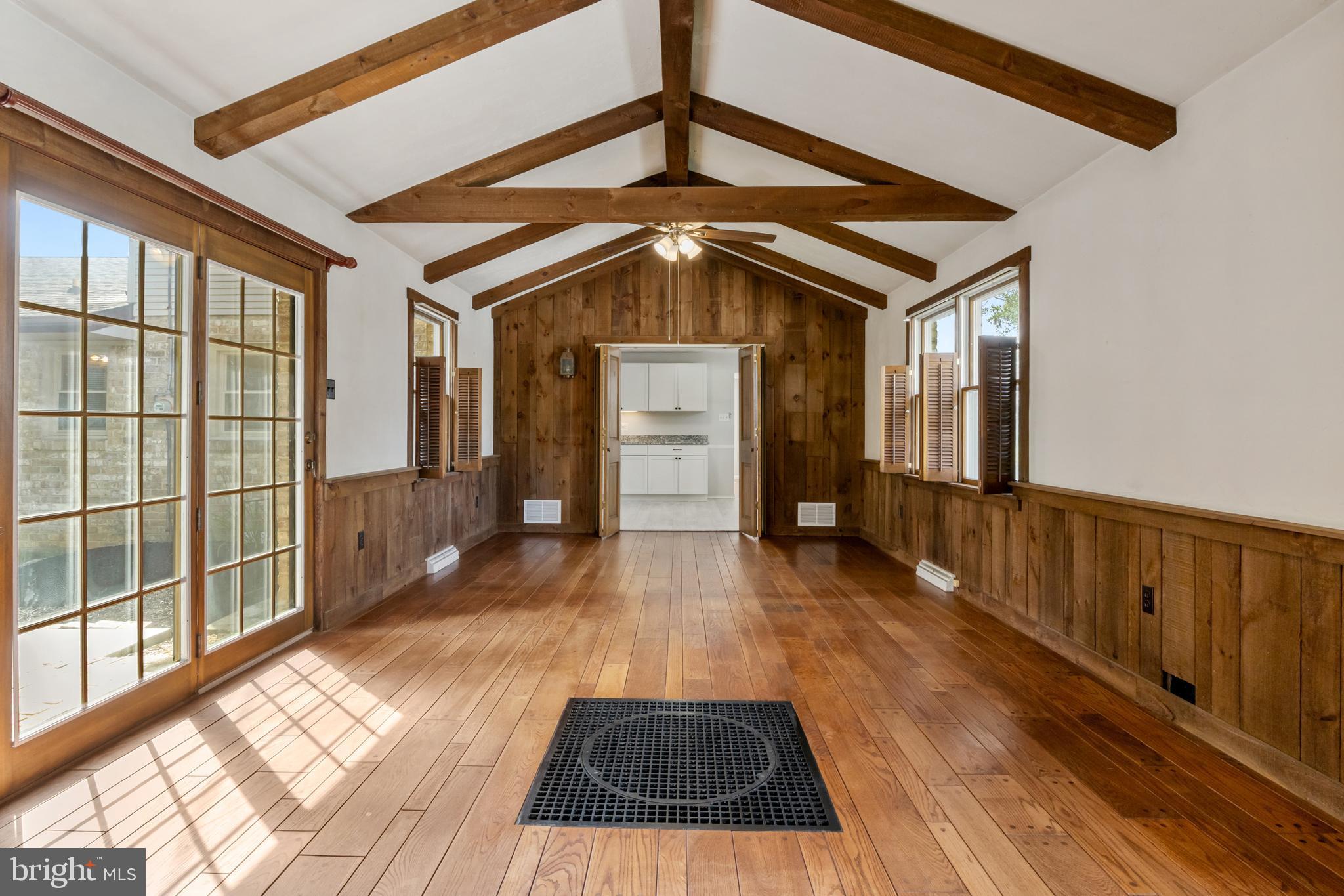 PENN OAKS - Residential