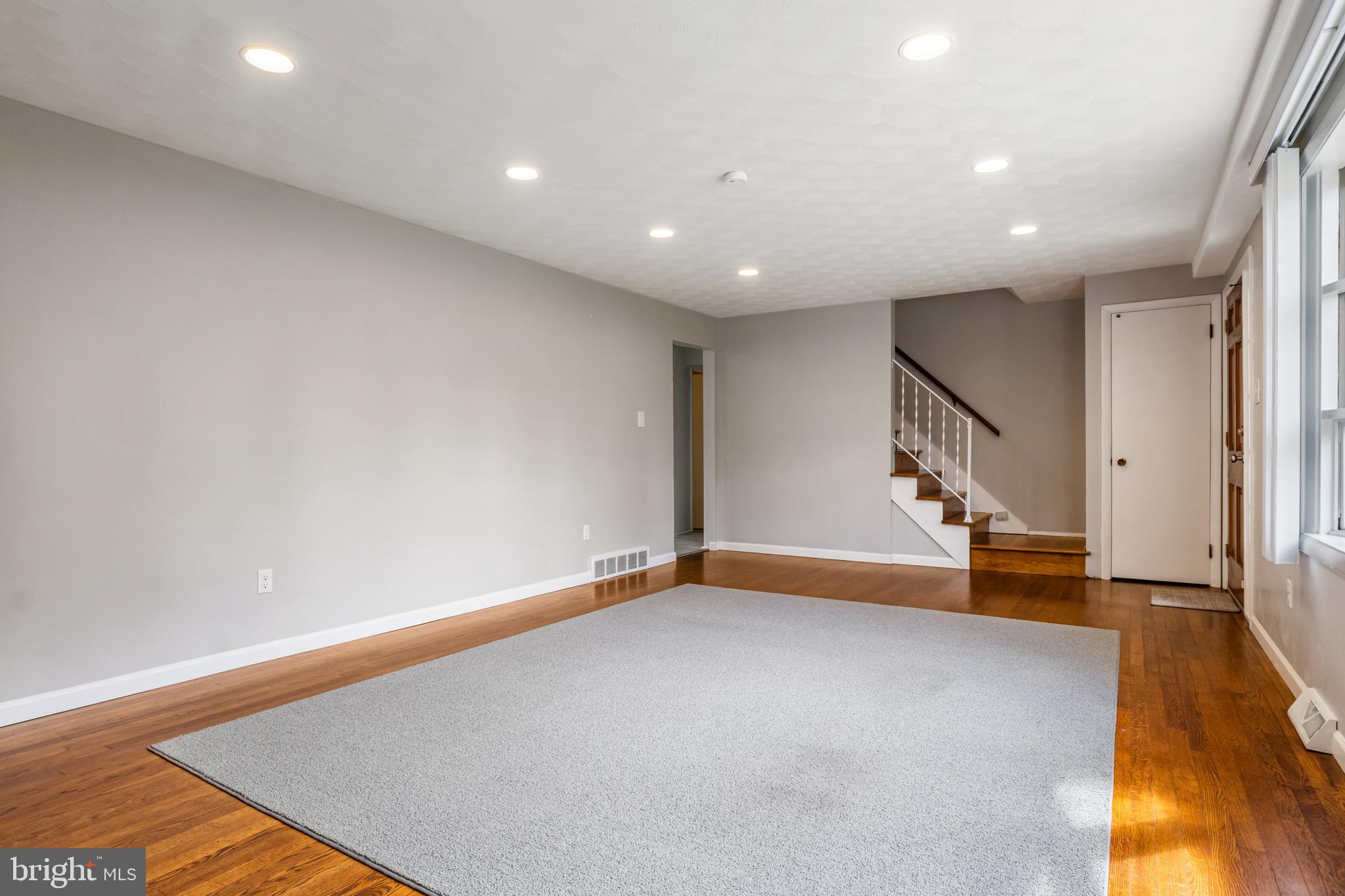 PENN OAKS - Residential