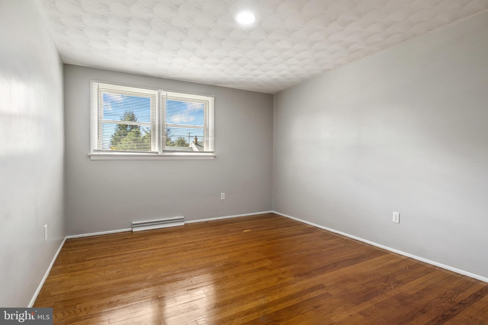 PENN OAKS - Residential