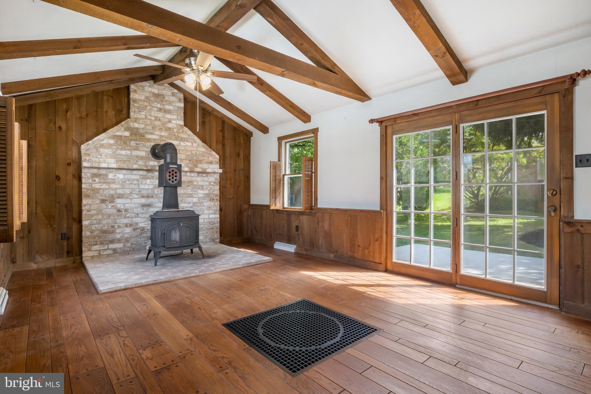 PENN OAKS - Residential