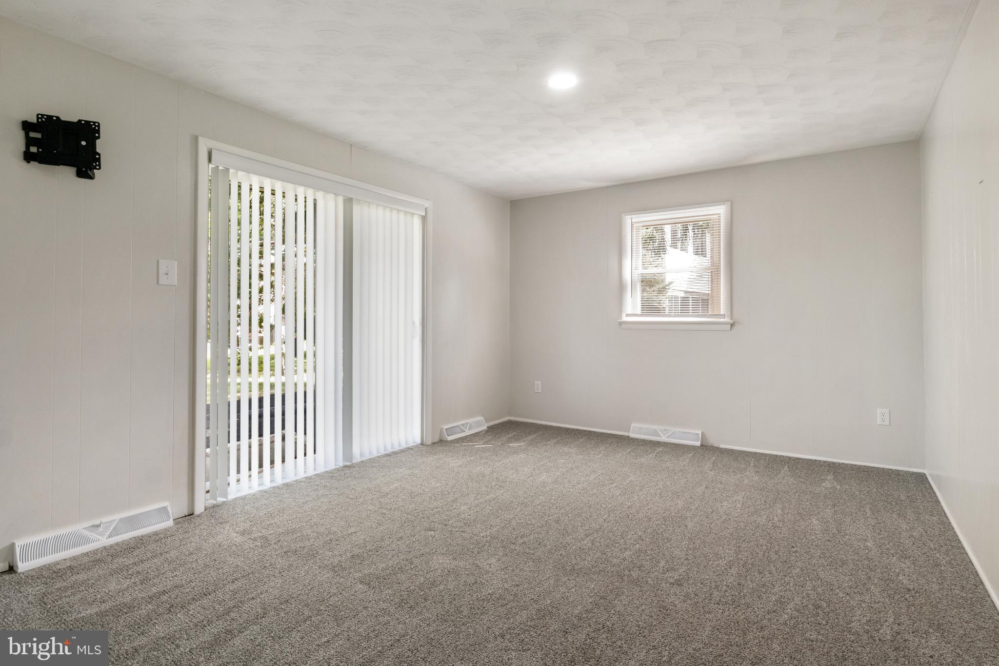 PENN OAKS - Residential