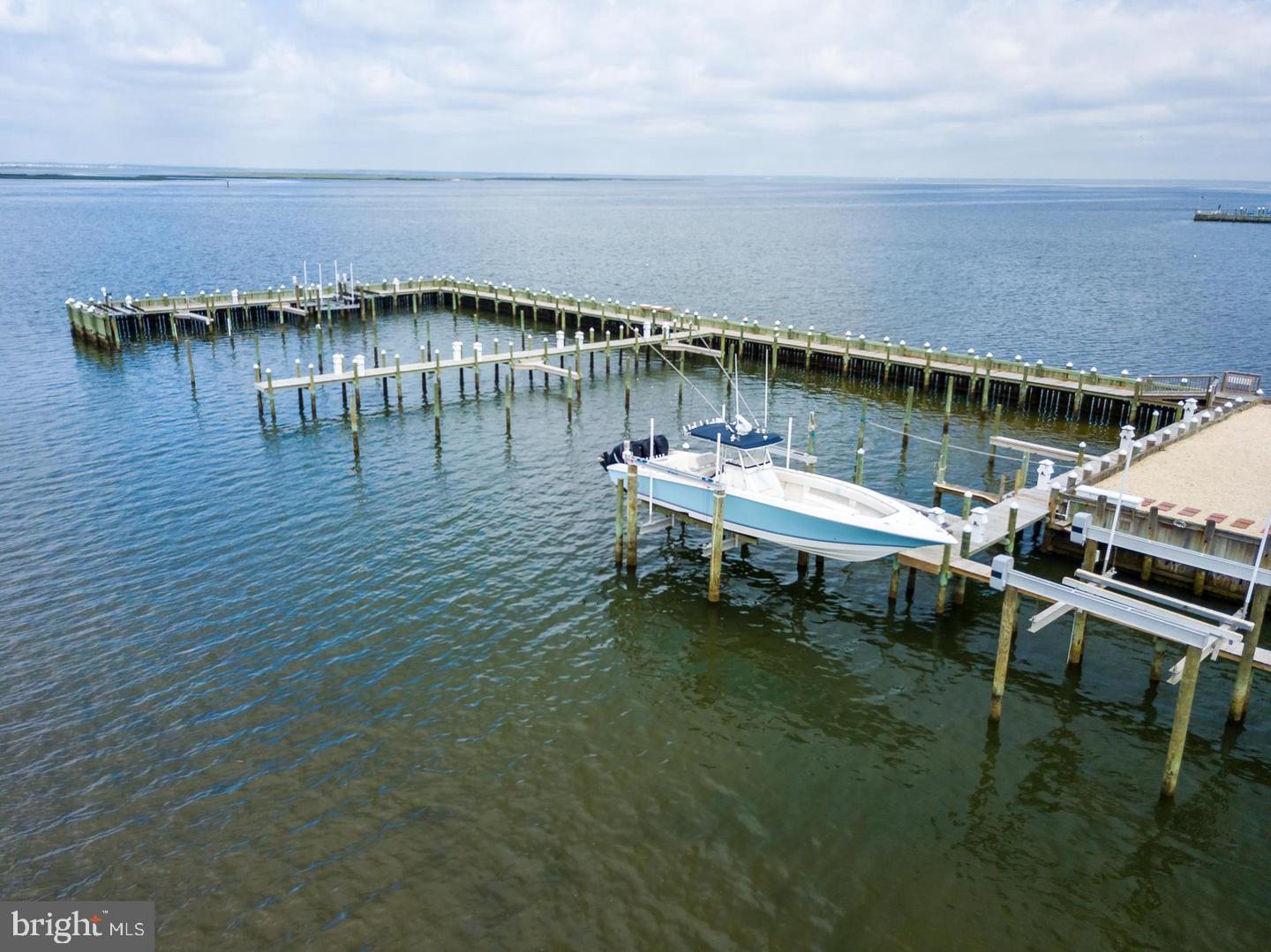 102 W ROOSEVELT AVENUE BS #27