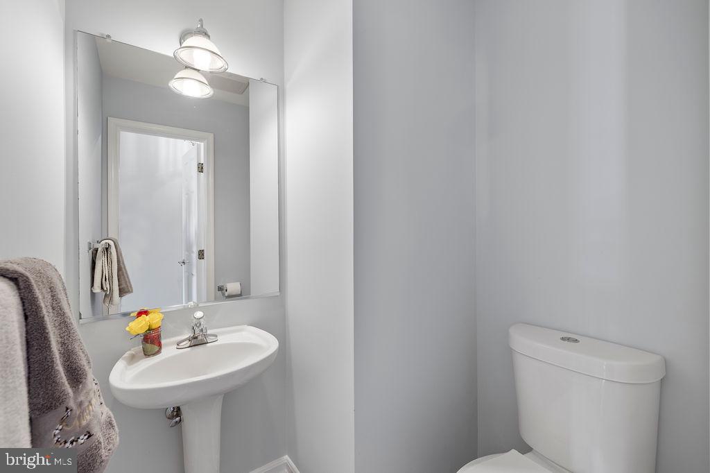 FOXFIELD AT MIDDLETOWN - Residential