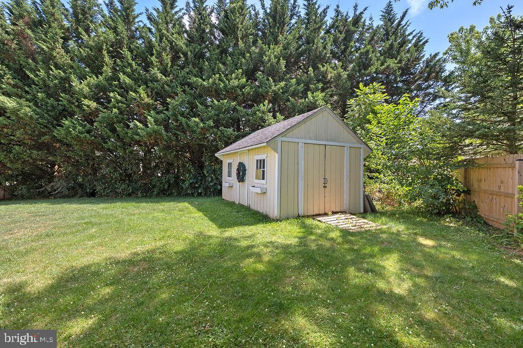 FOXFIELD AT MIDDLETOWN - Residential