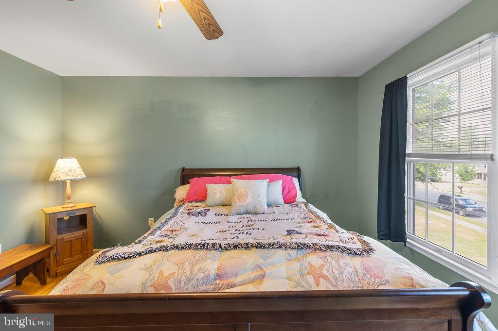 FOXFIELD AT MIDDLETOWN - Residential