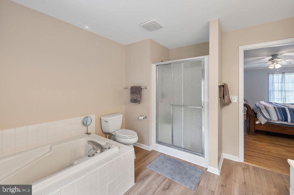 FOXFIELD AT MIDDLETOWN - Residential