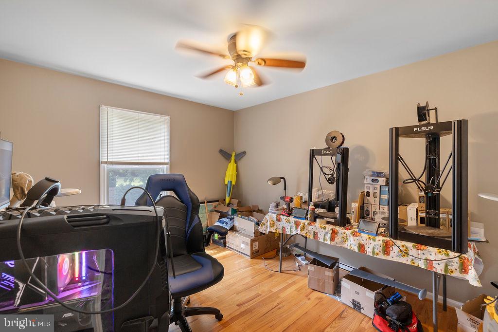 FOXFIELD AT MIDDLETOWN - Residential