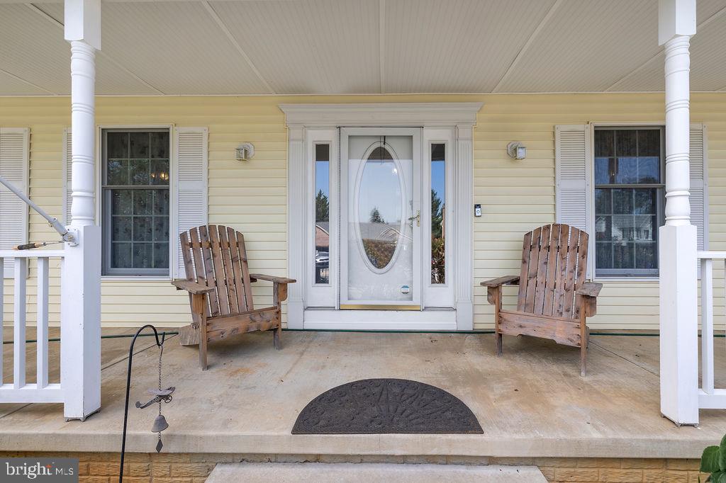 FOXFIELD AT MIDDLETOWN - Residential