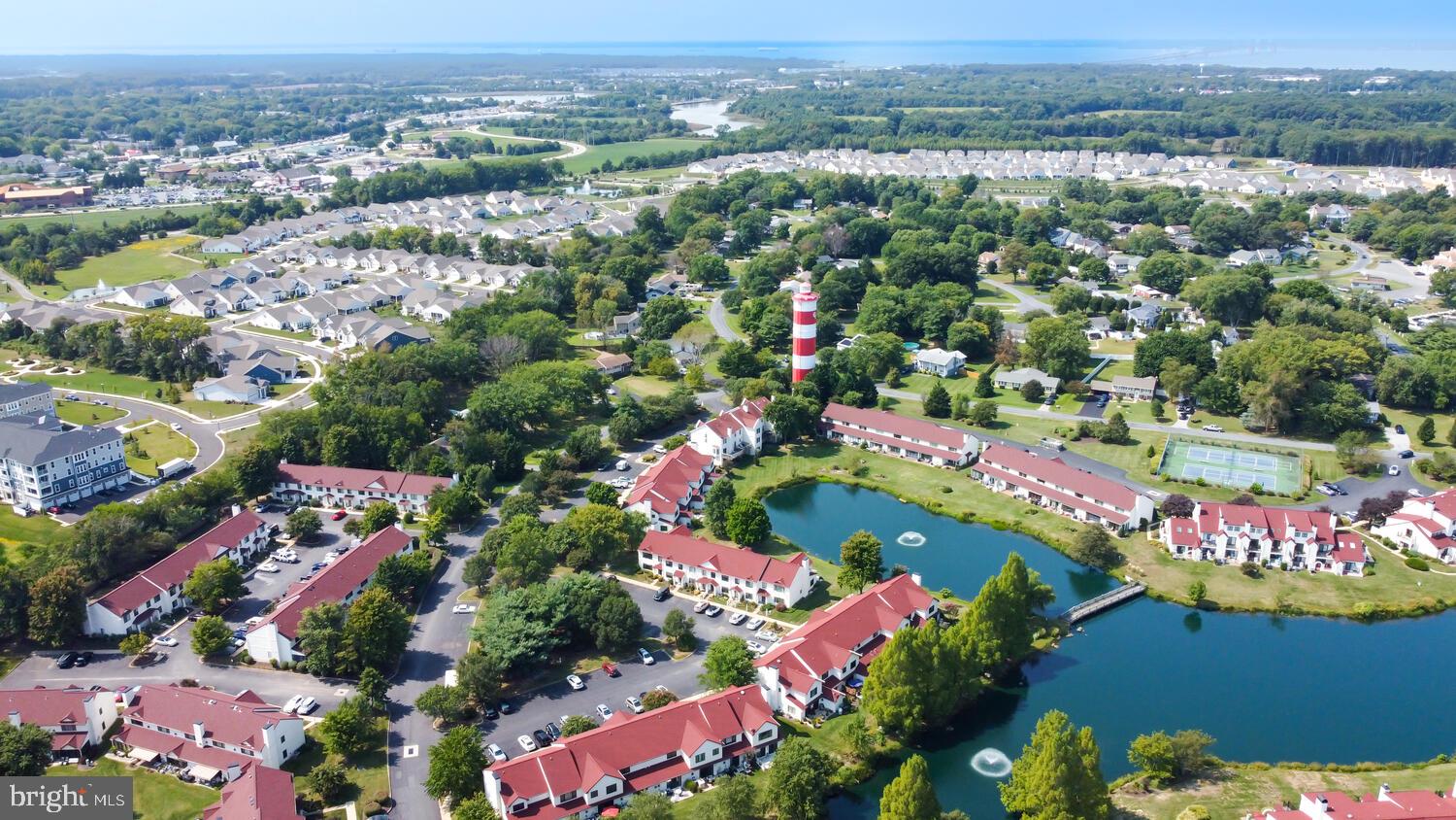 QUEENS LANDING - Residential