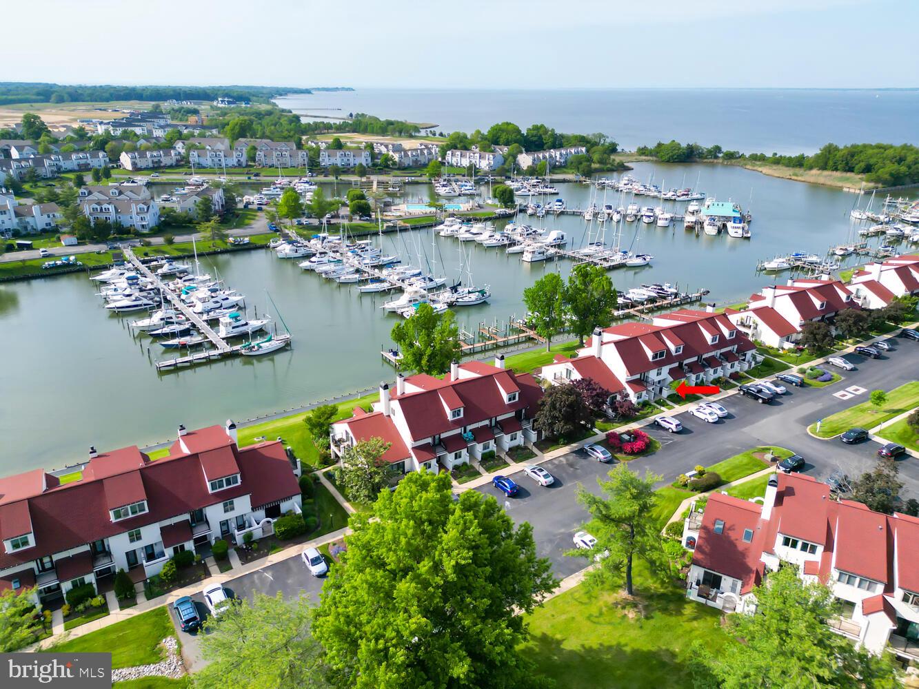 QUEENS LANDING - Residential