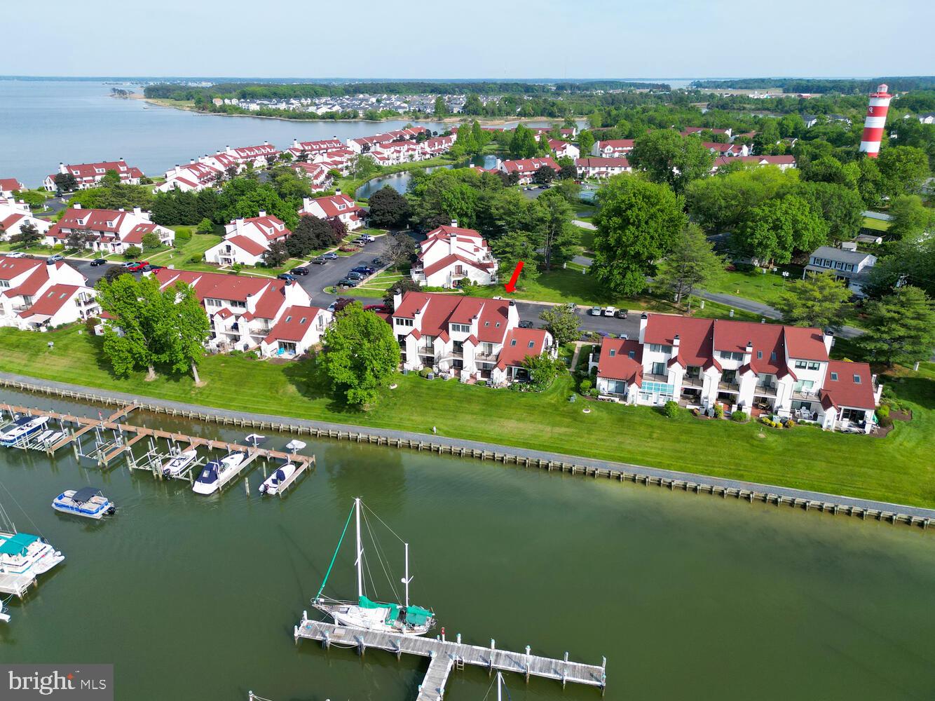 QUEENS LANDING - Residential