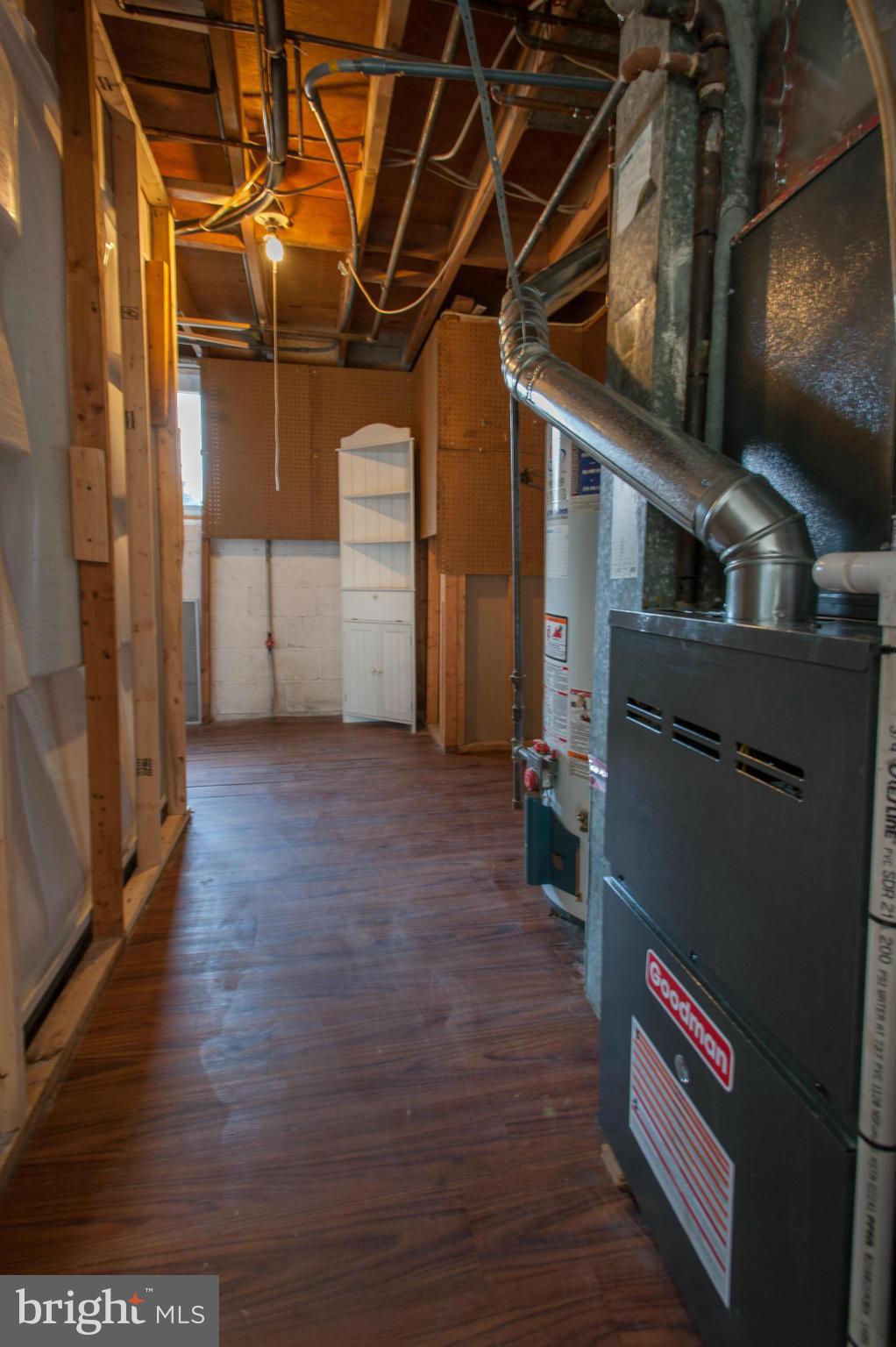 THE HIGHLANDS - Residential