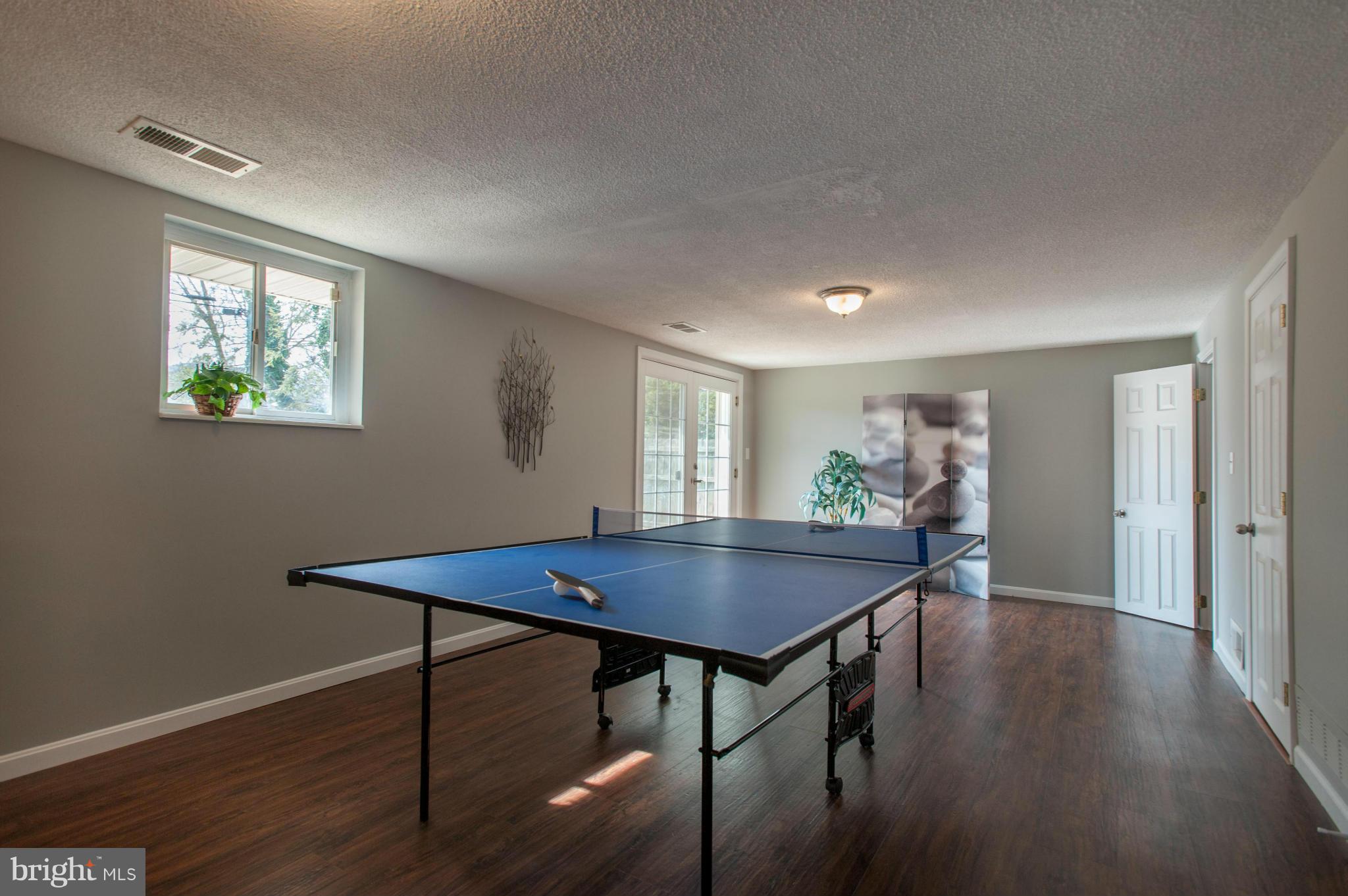 THE HIGHLANDS - Residential