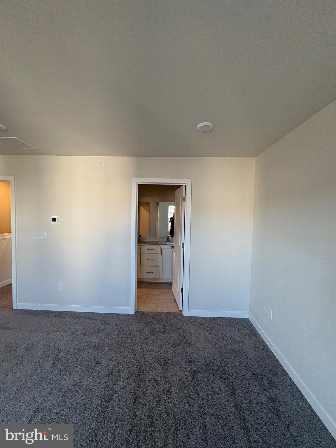 RIVER PIONTE - Residential Lease