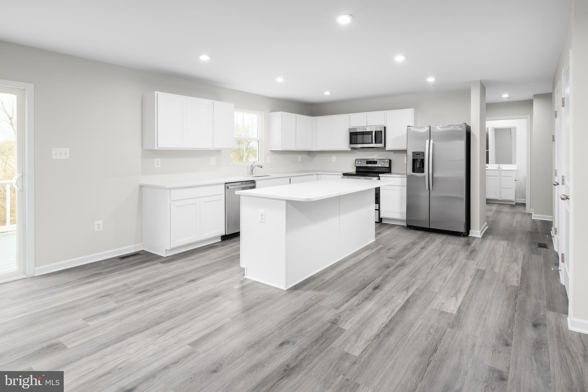 SOUTH BROOK - Residential