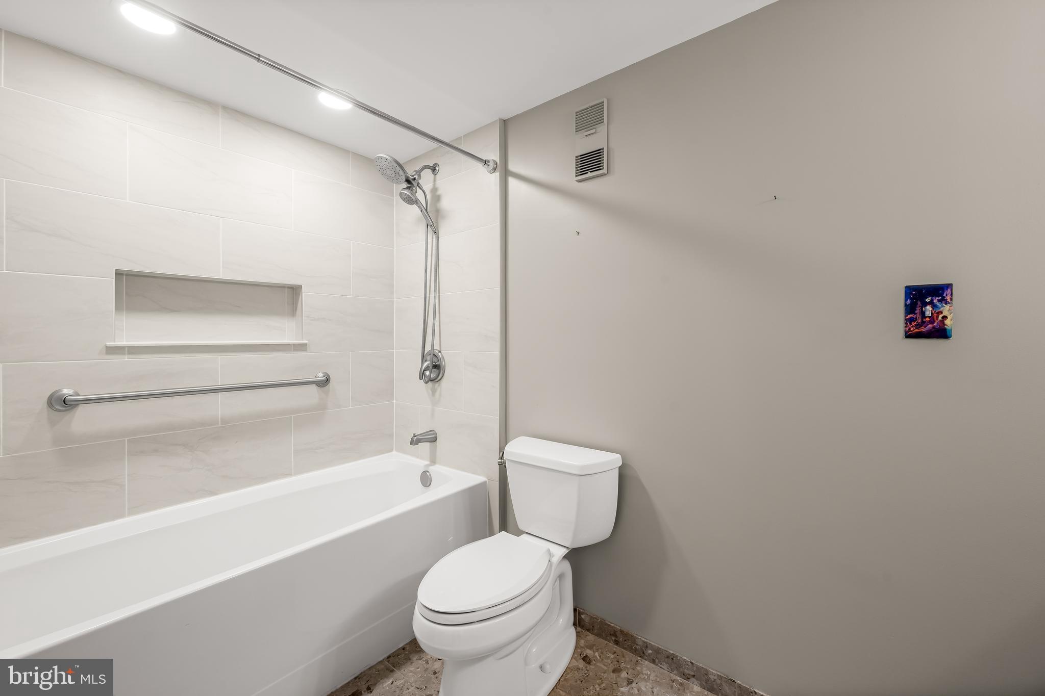 SCARLETT PLACE - Residential