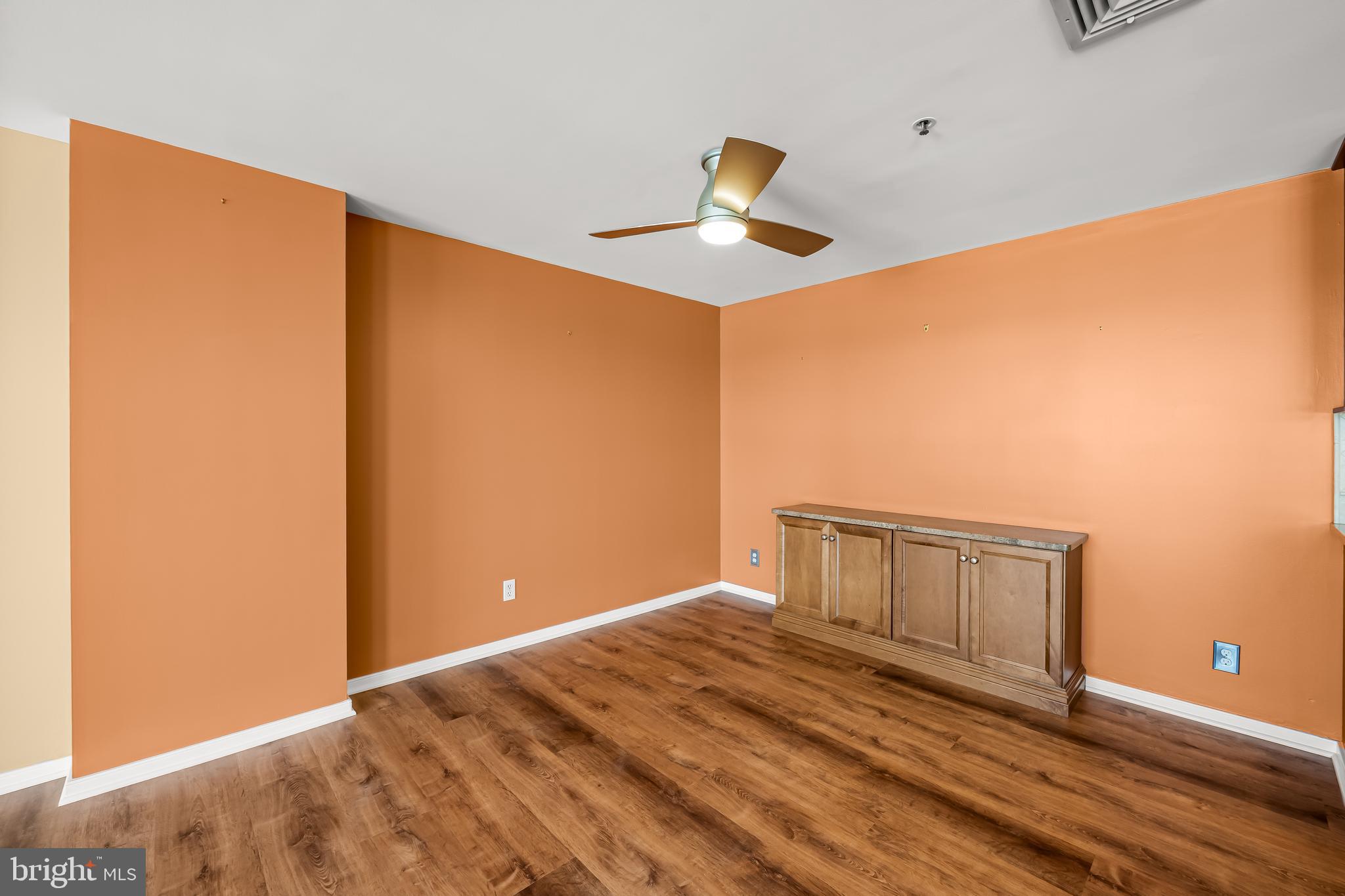 SCARLETT PLACE - Residential