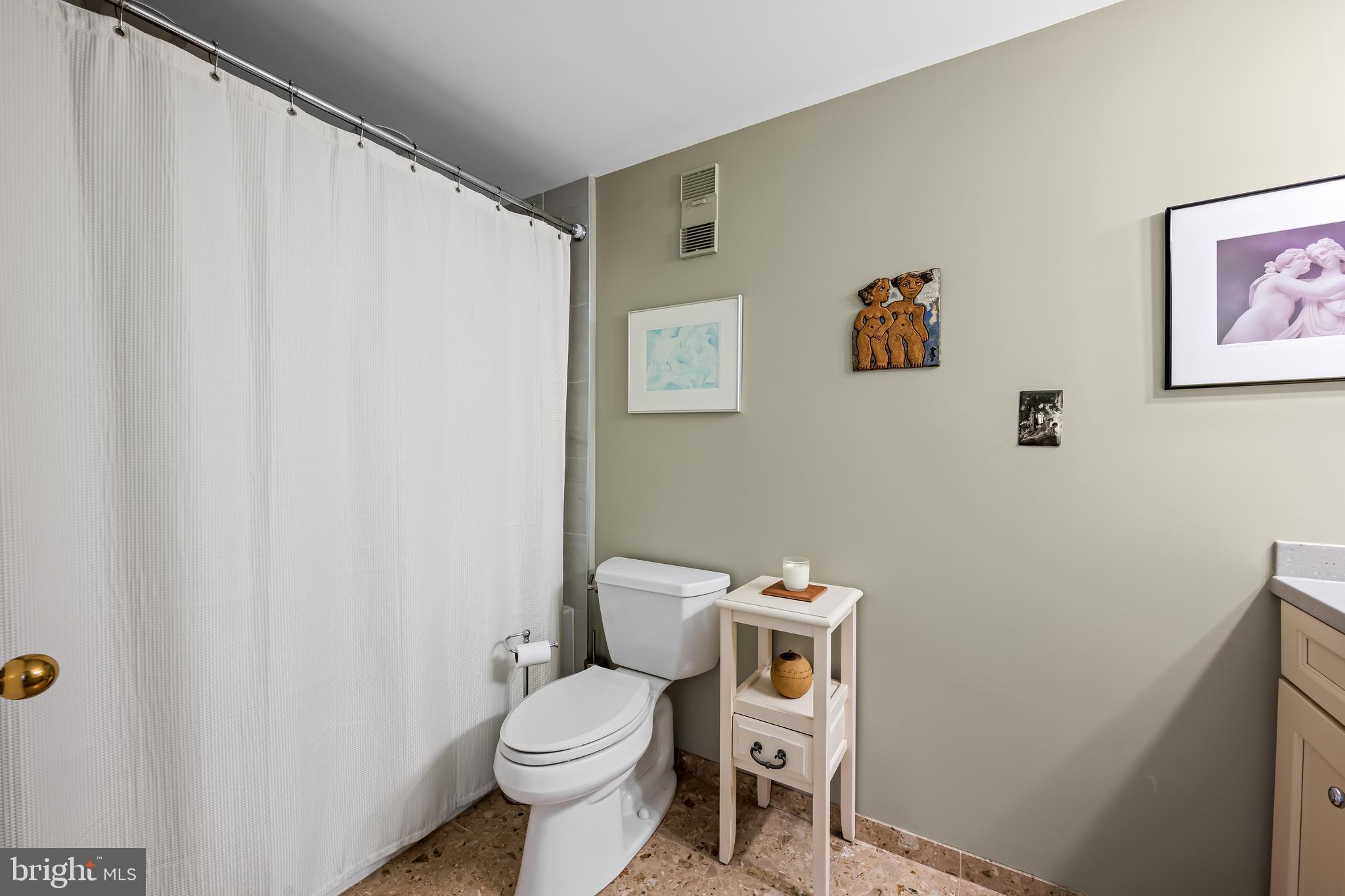 SCARLETT PLACE - Residential