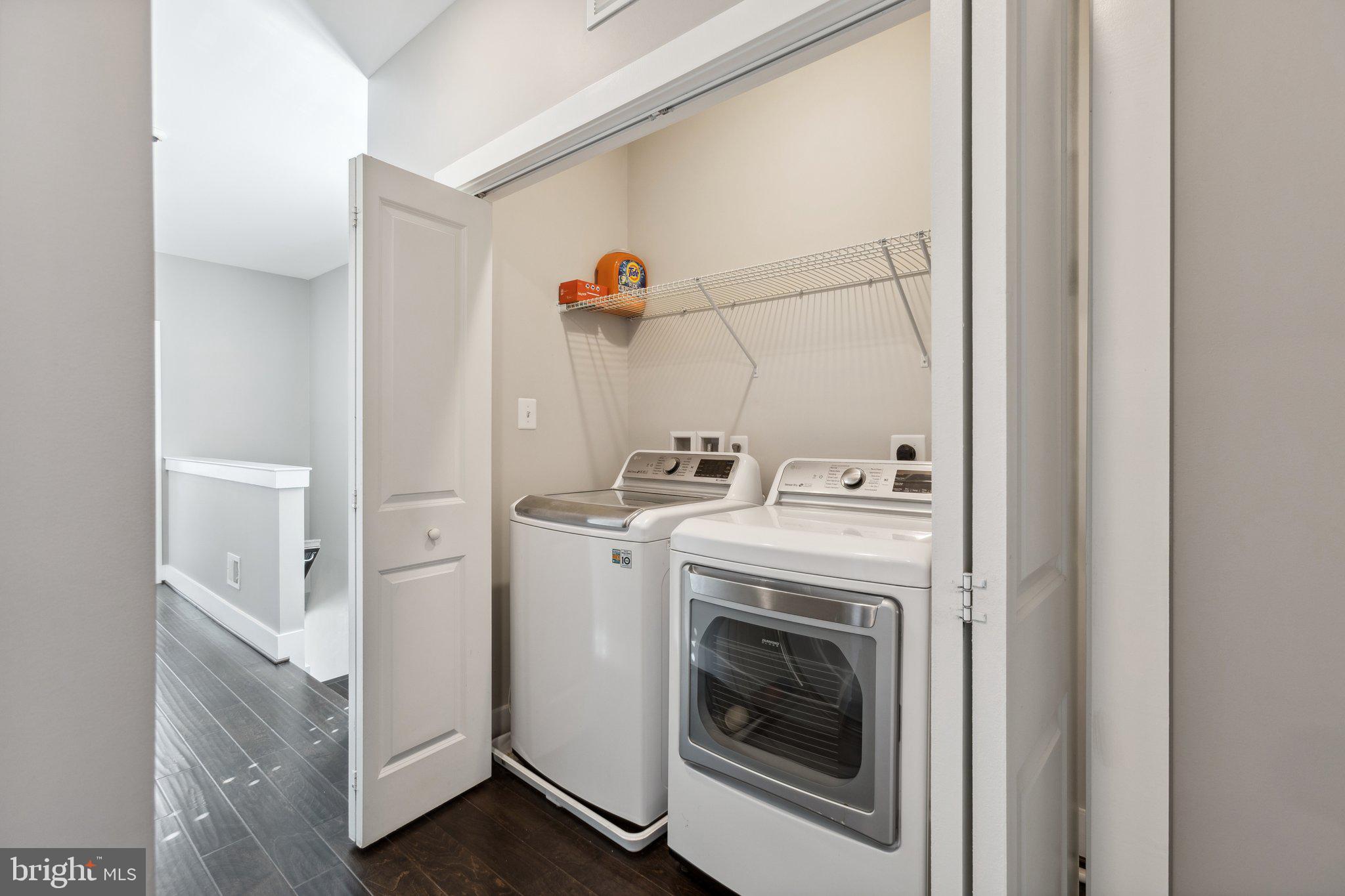 CARVER PLACE - Residential