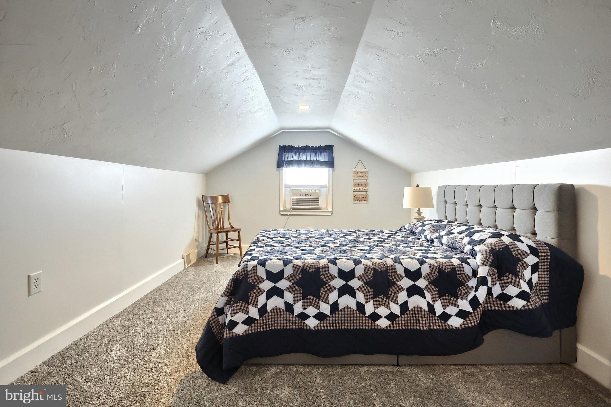 VALLEY VIEW - Residential