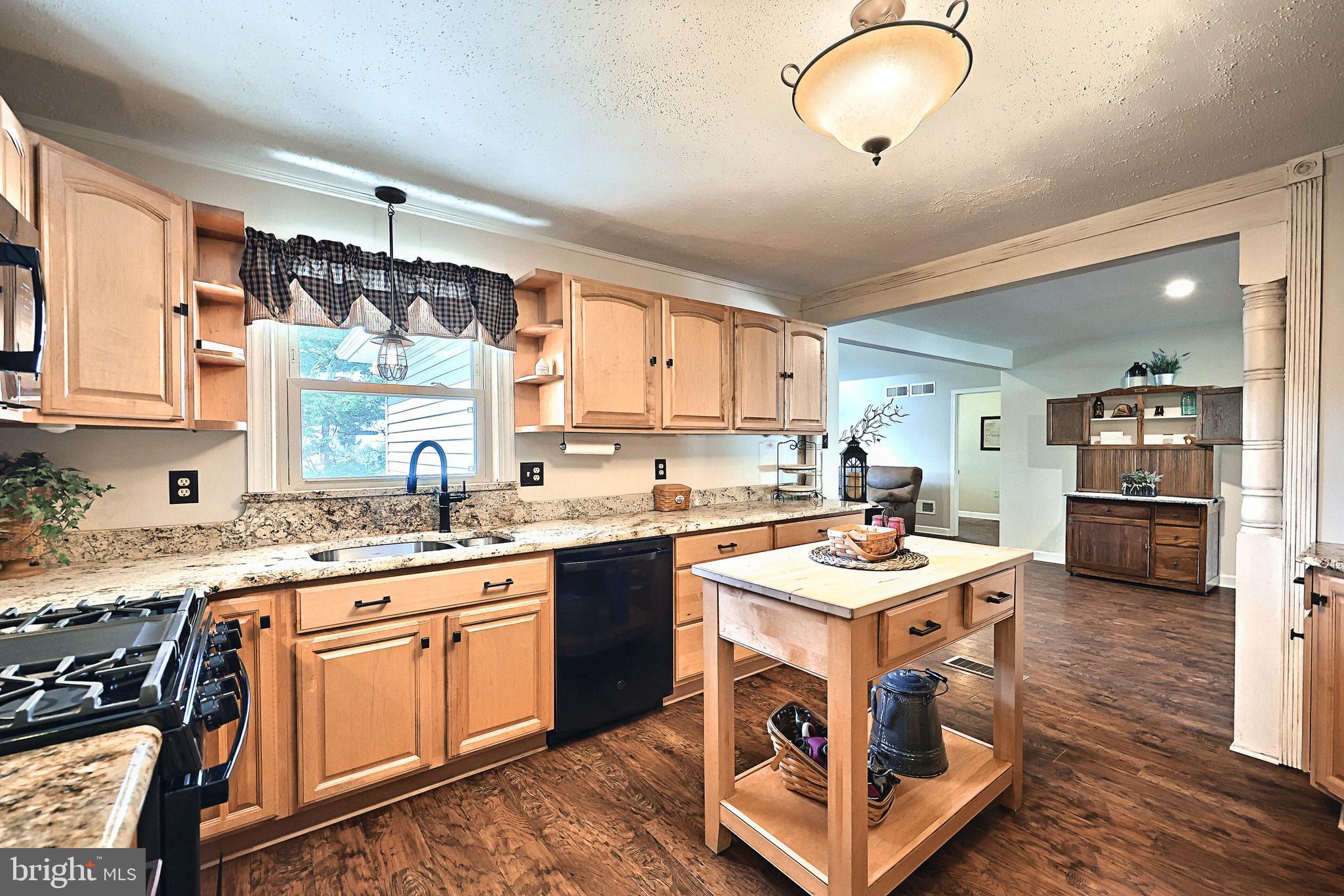 VALLEY VIEW - Residential