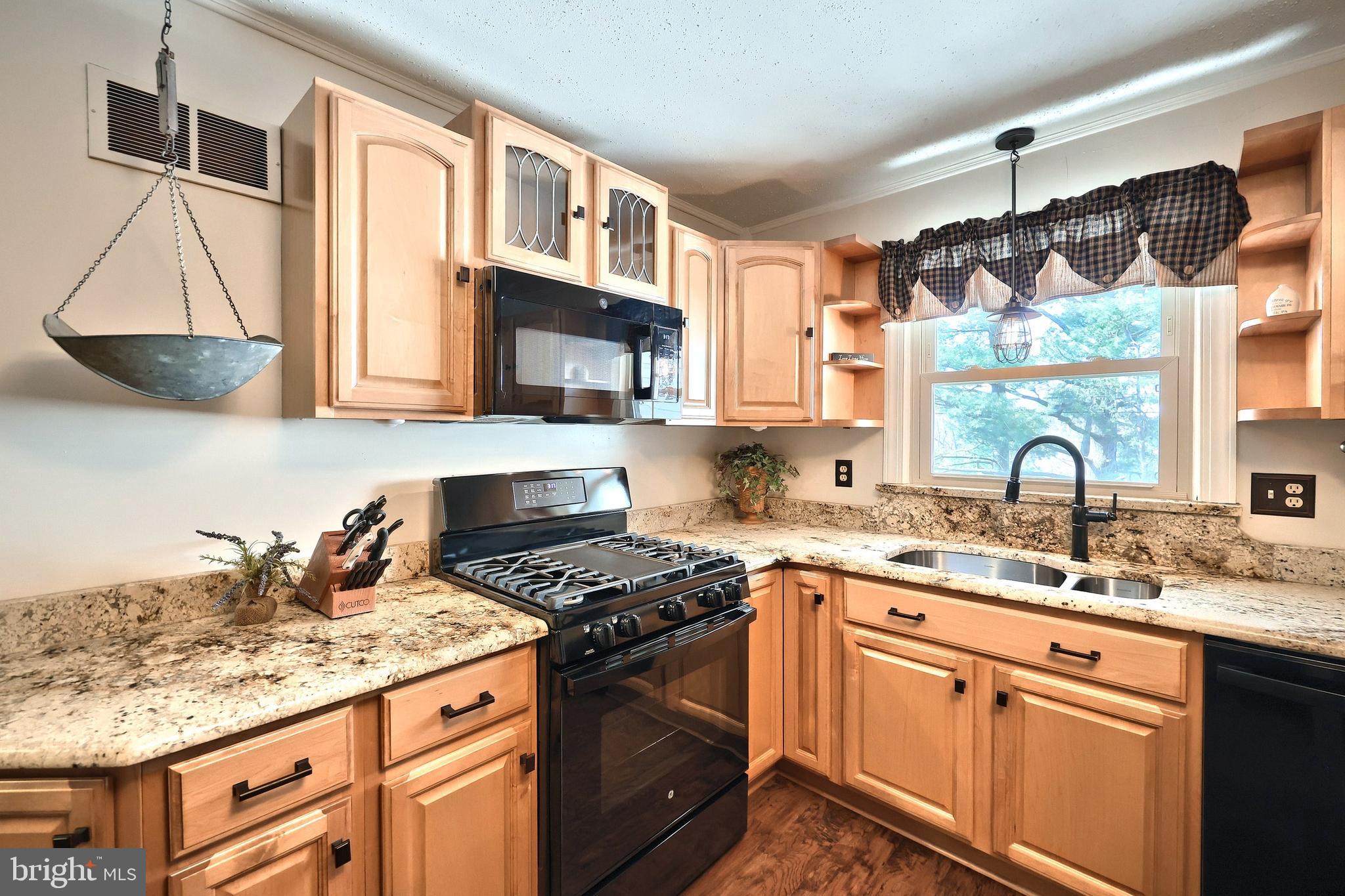 VALLEY VIEW - Residential