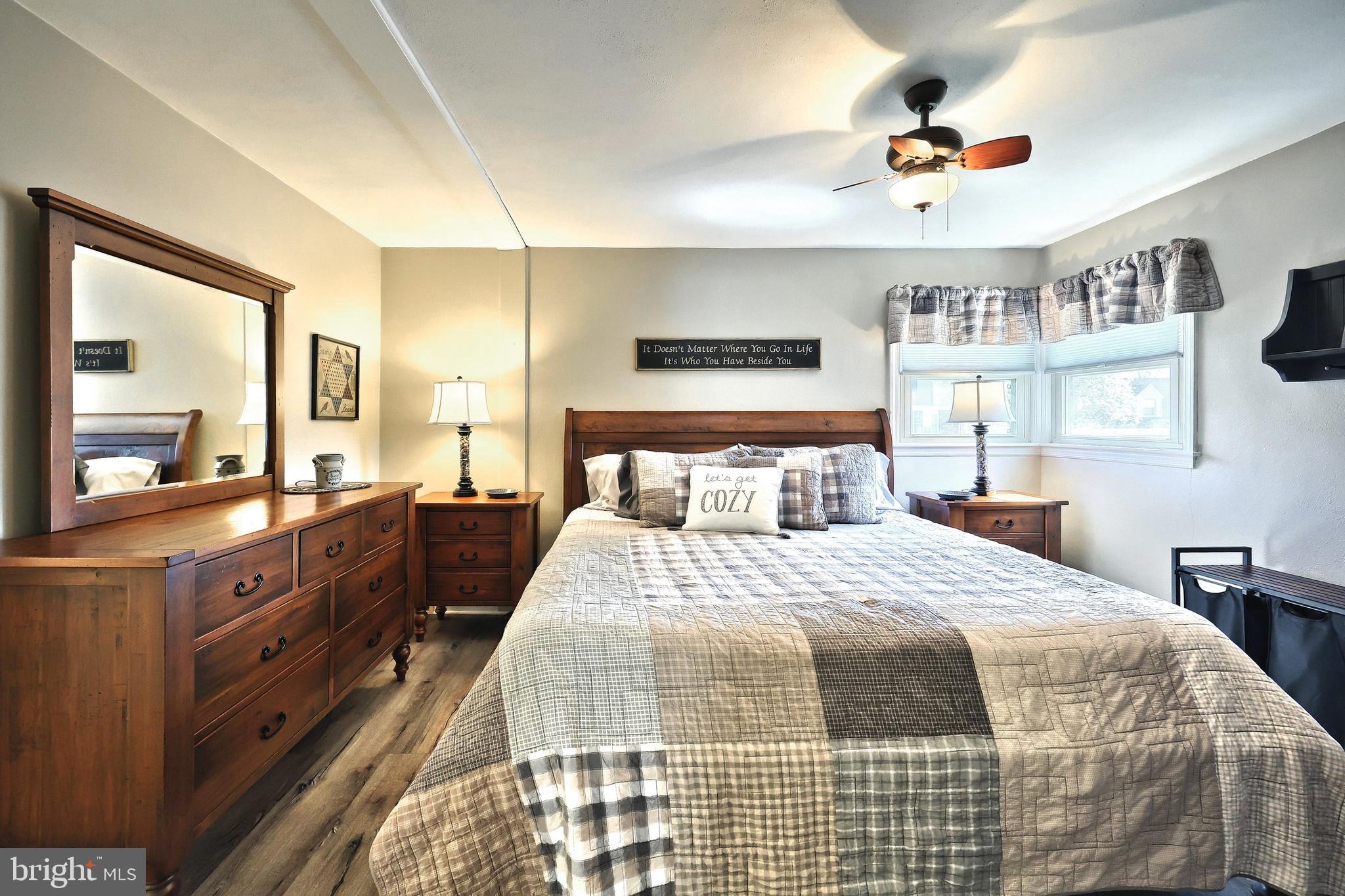 VALLEY VIEW - Residential