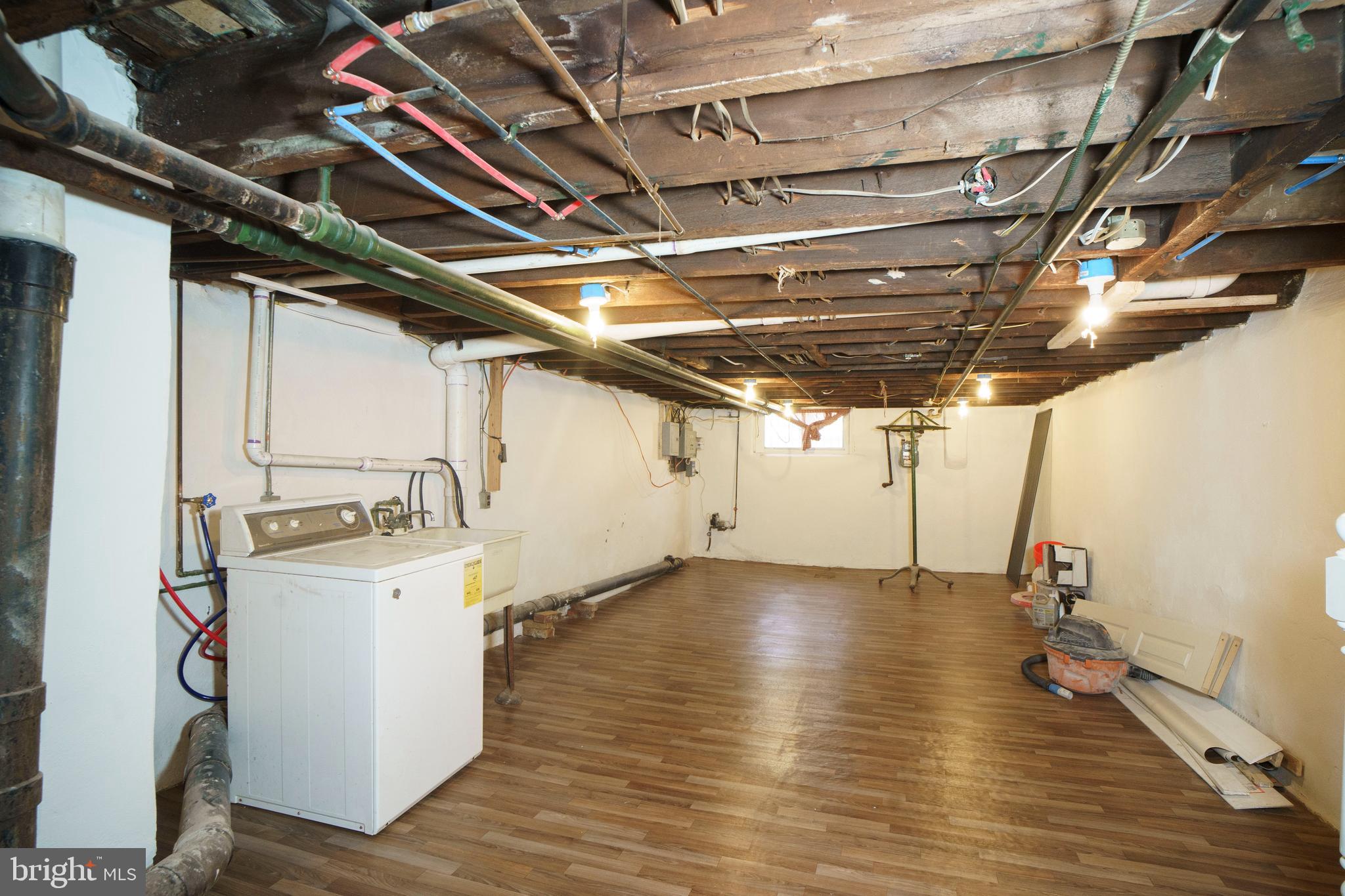 NEWBOLD - Residential Lease