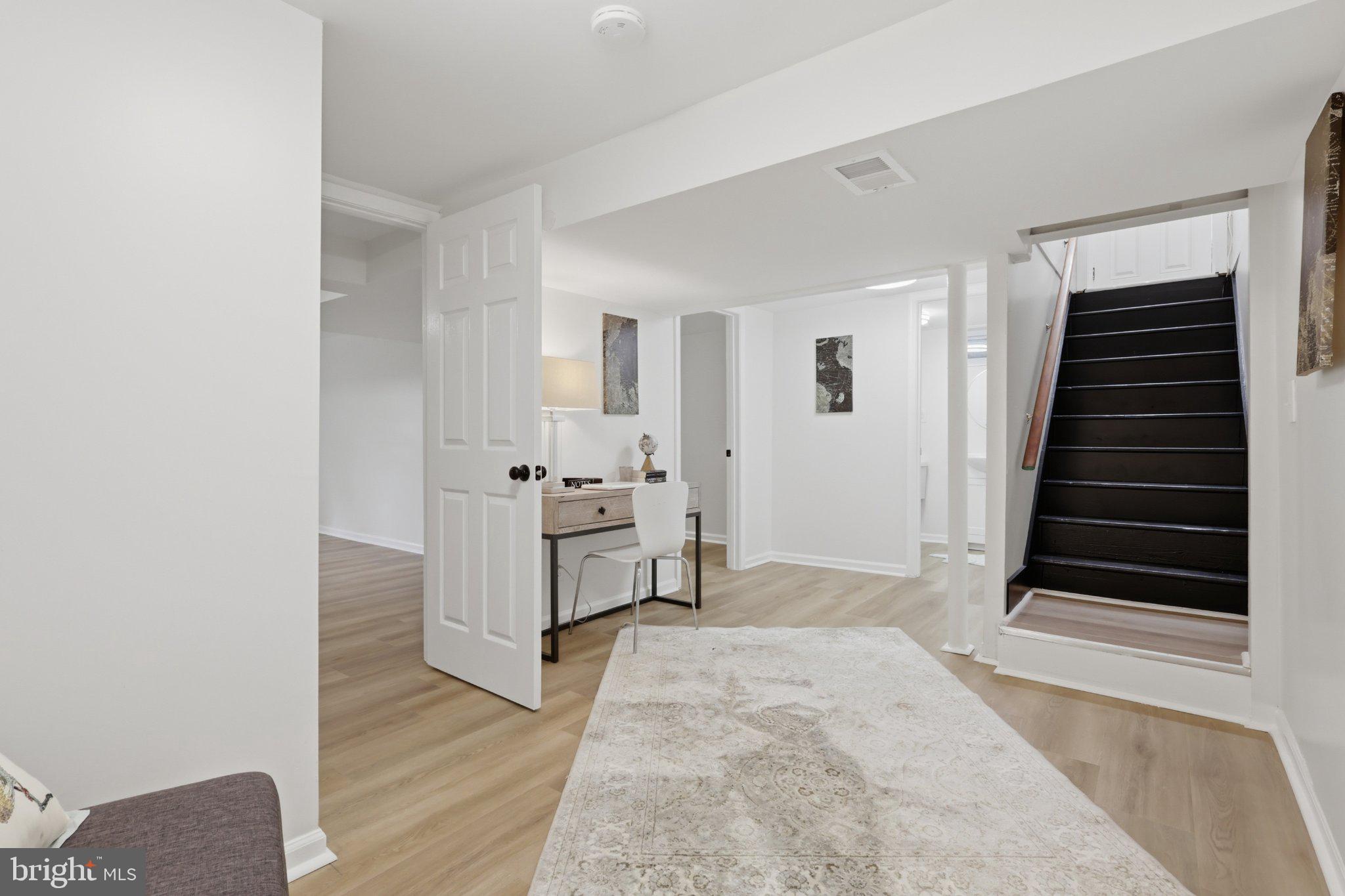 SILVER ROCK - Residential