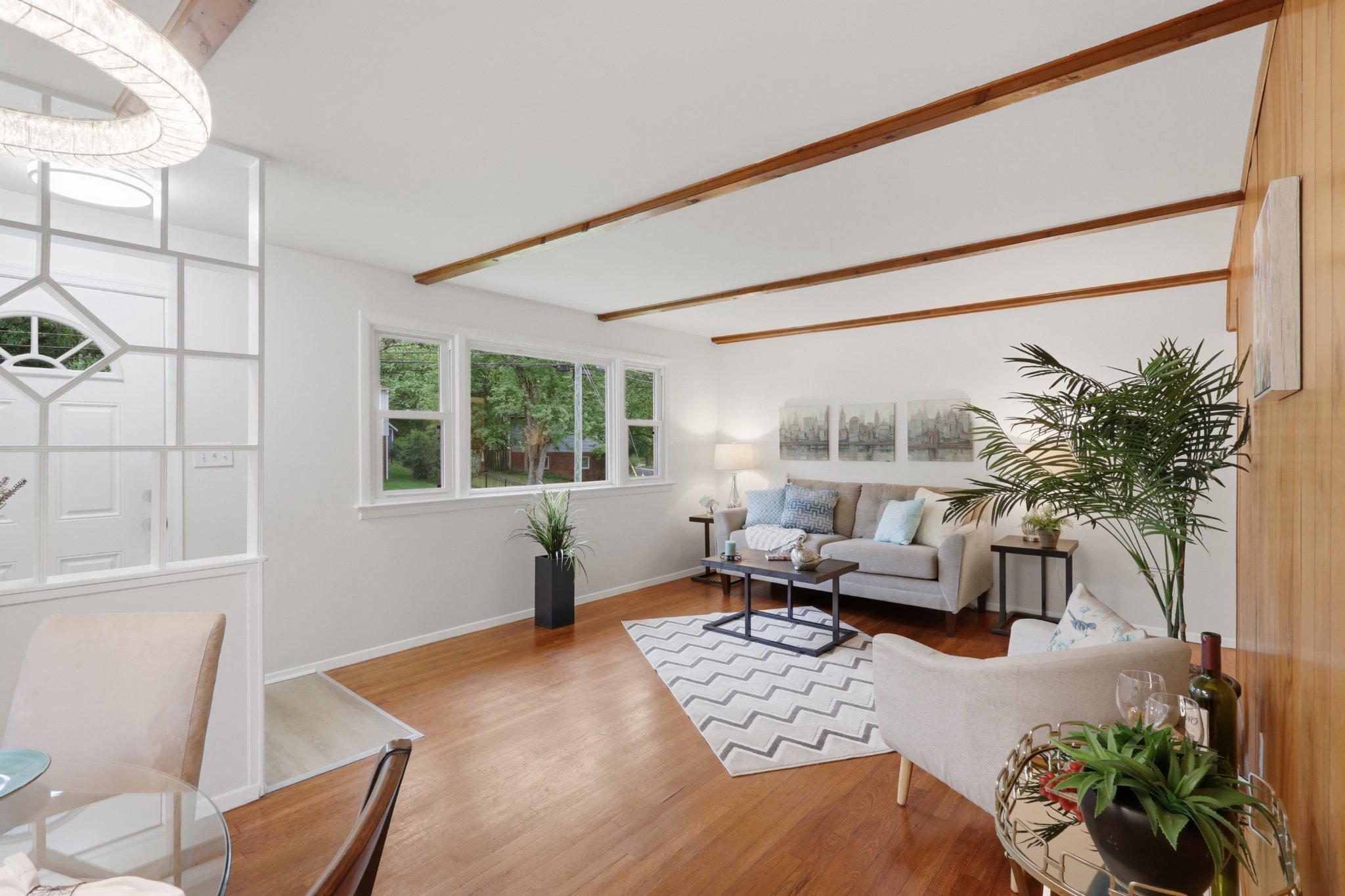 SILVER ROCK - Residential