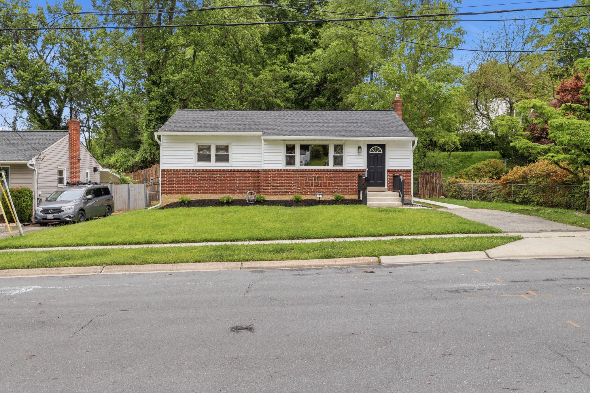 SILVER ROCK - Residential