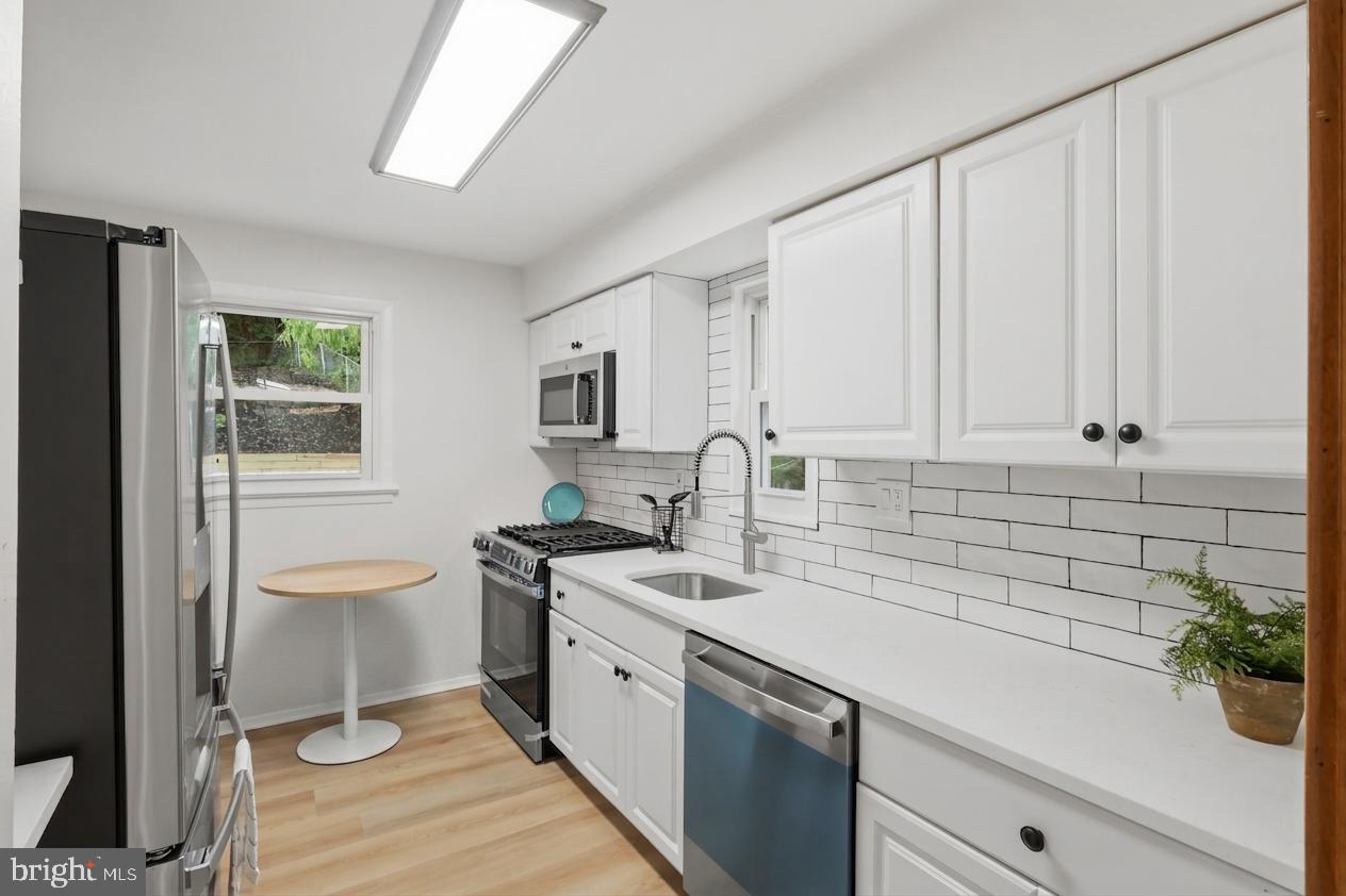 SILVER ROCK - Residential