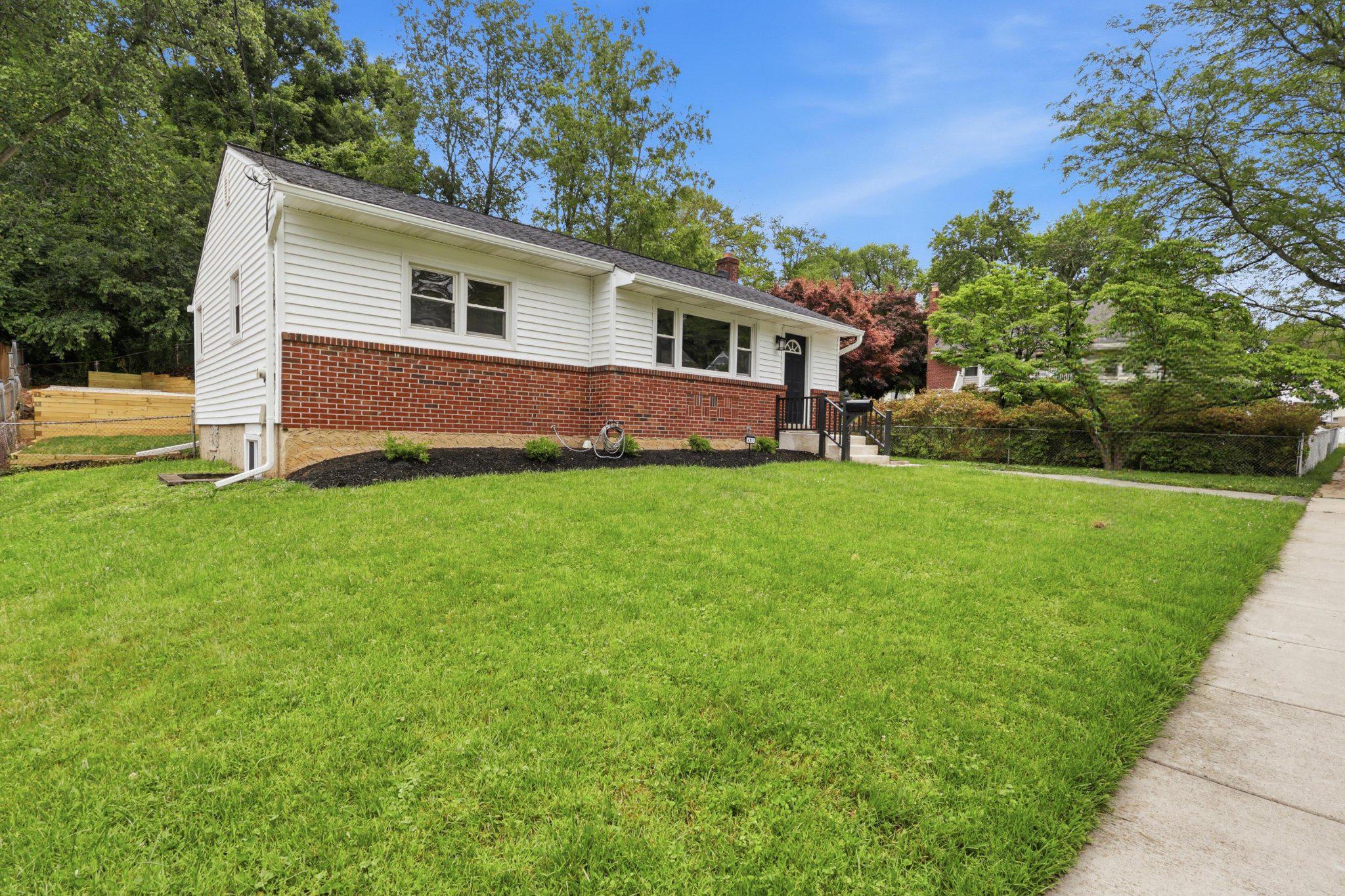 SILVER ROCK - Residential