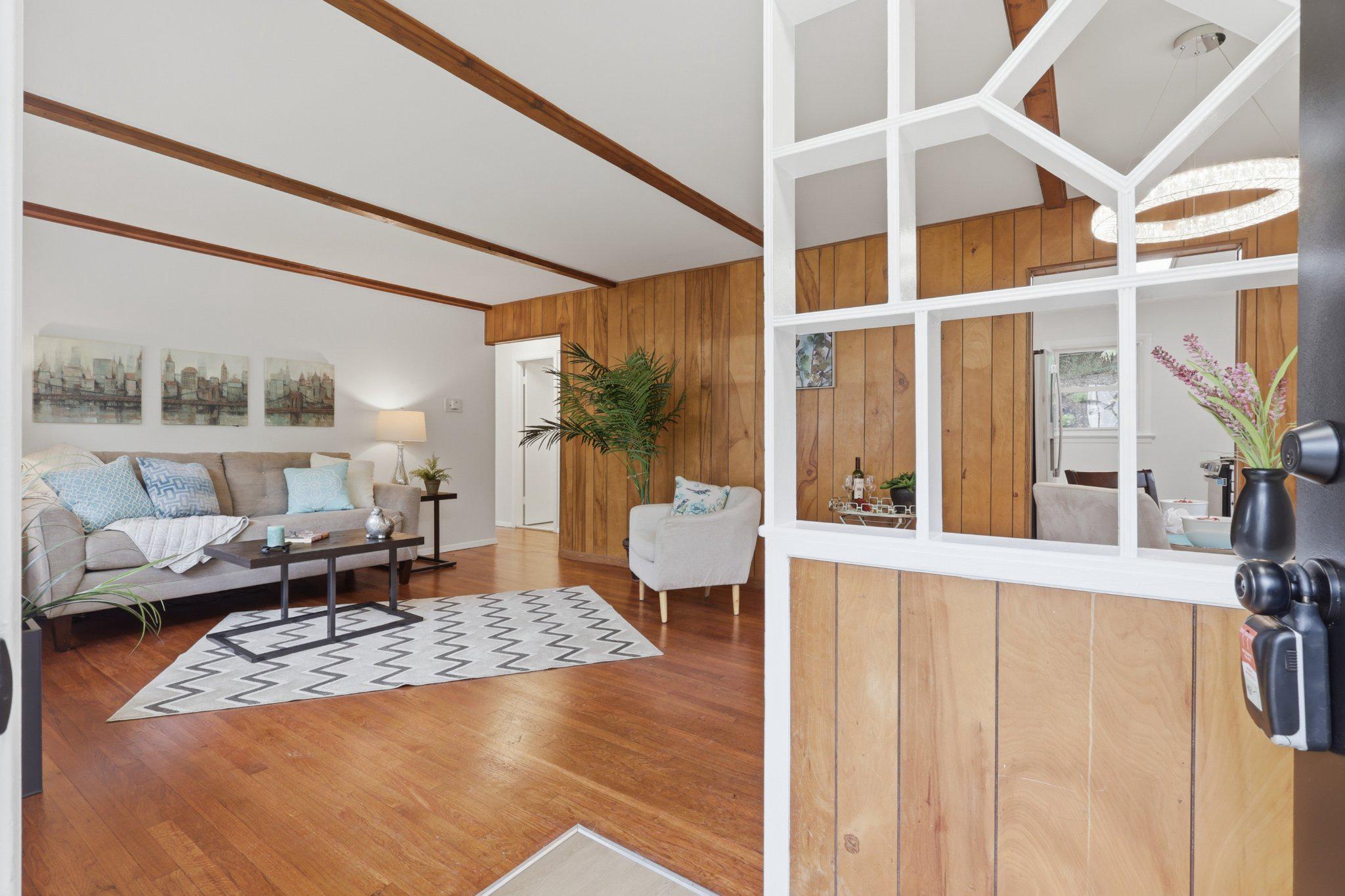SILVER ROCK - Residential