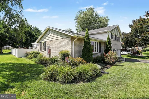 MLS: PAYK2107812