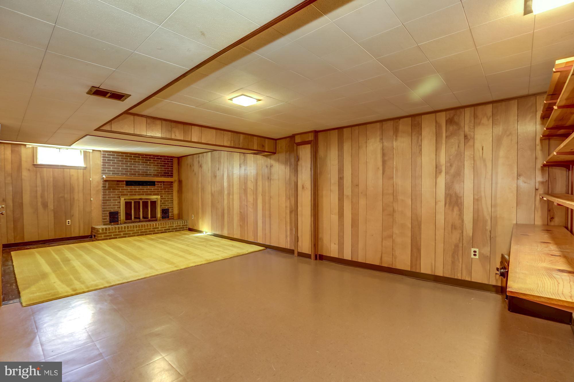 FAIRVIEW - Residential