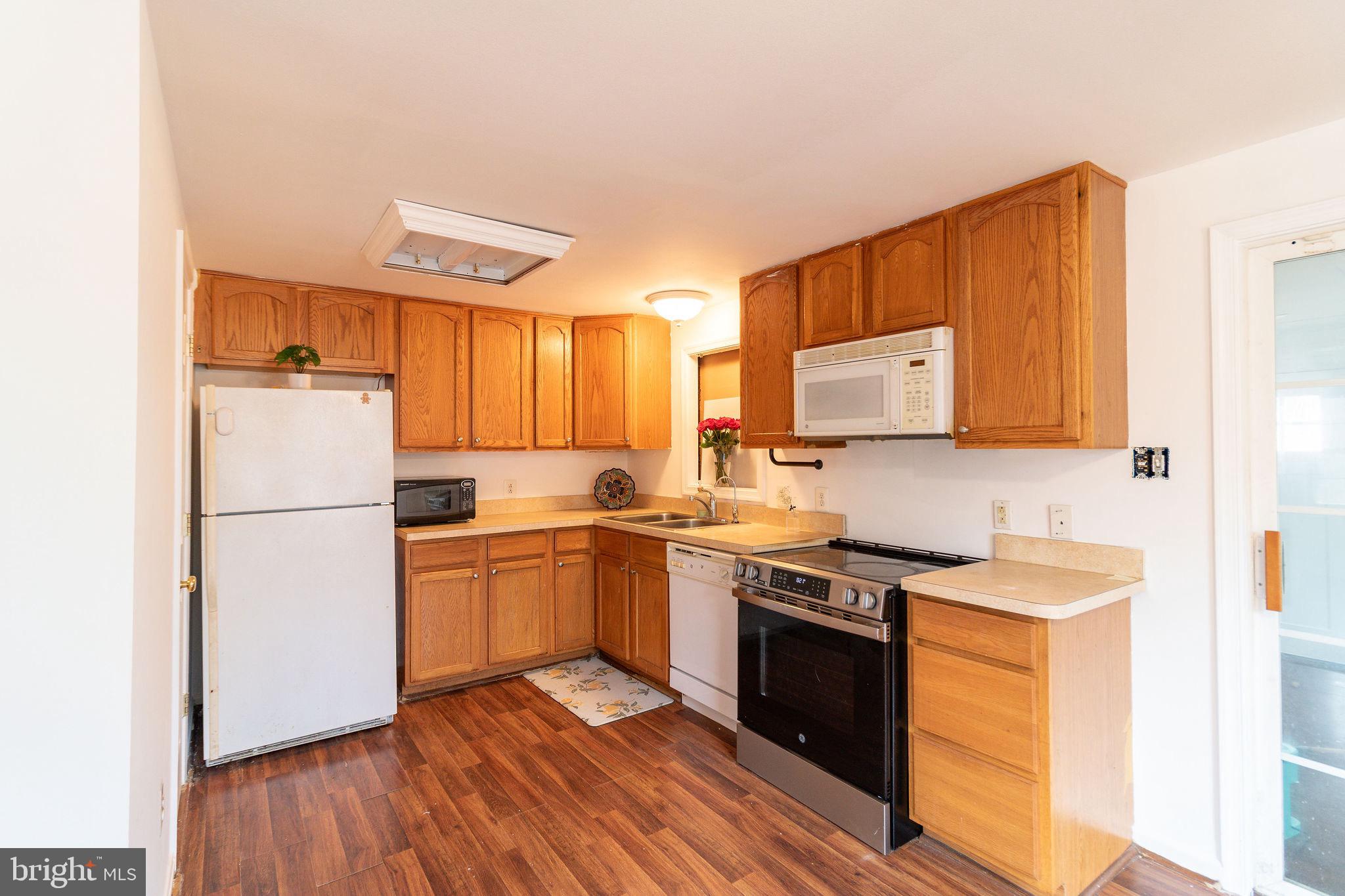 MARSH RD - Residential