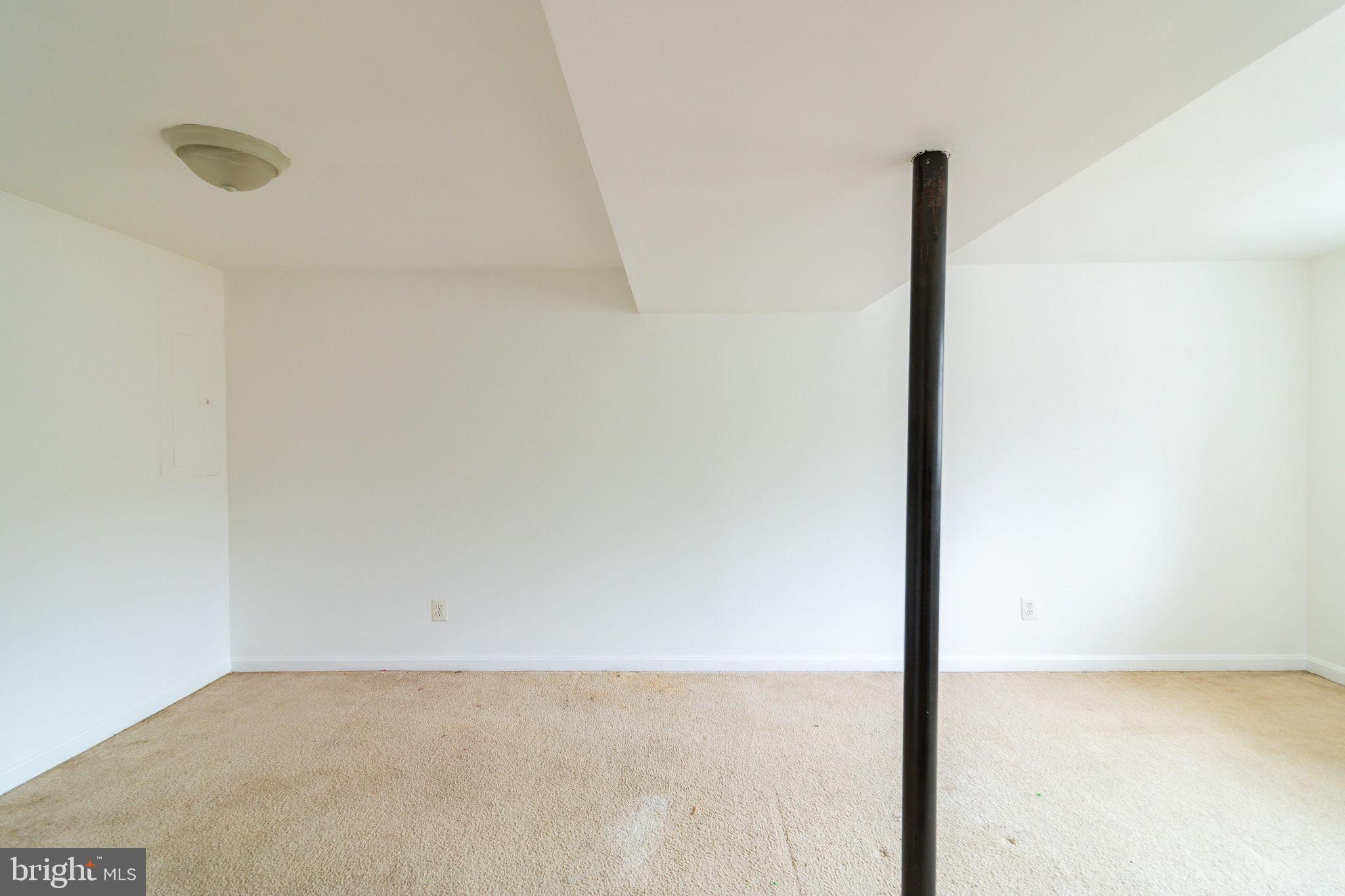 MARSH RD - Residential