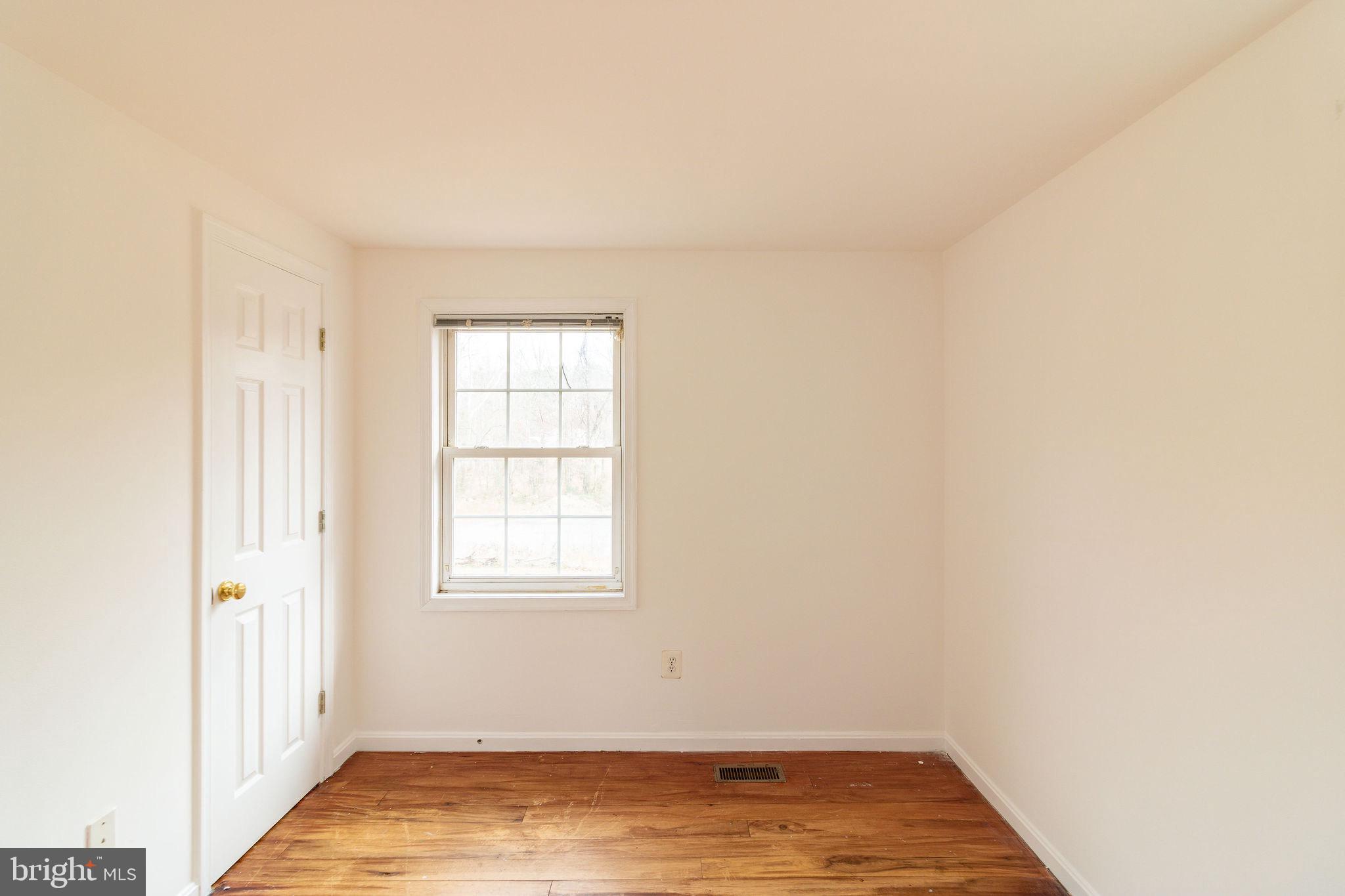 MARSH RD - Residential