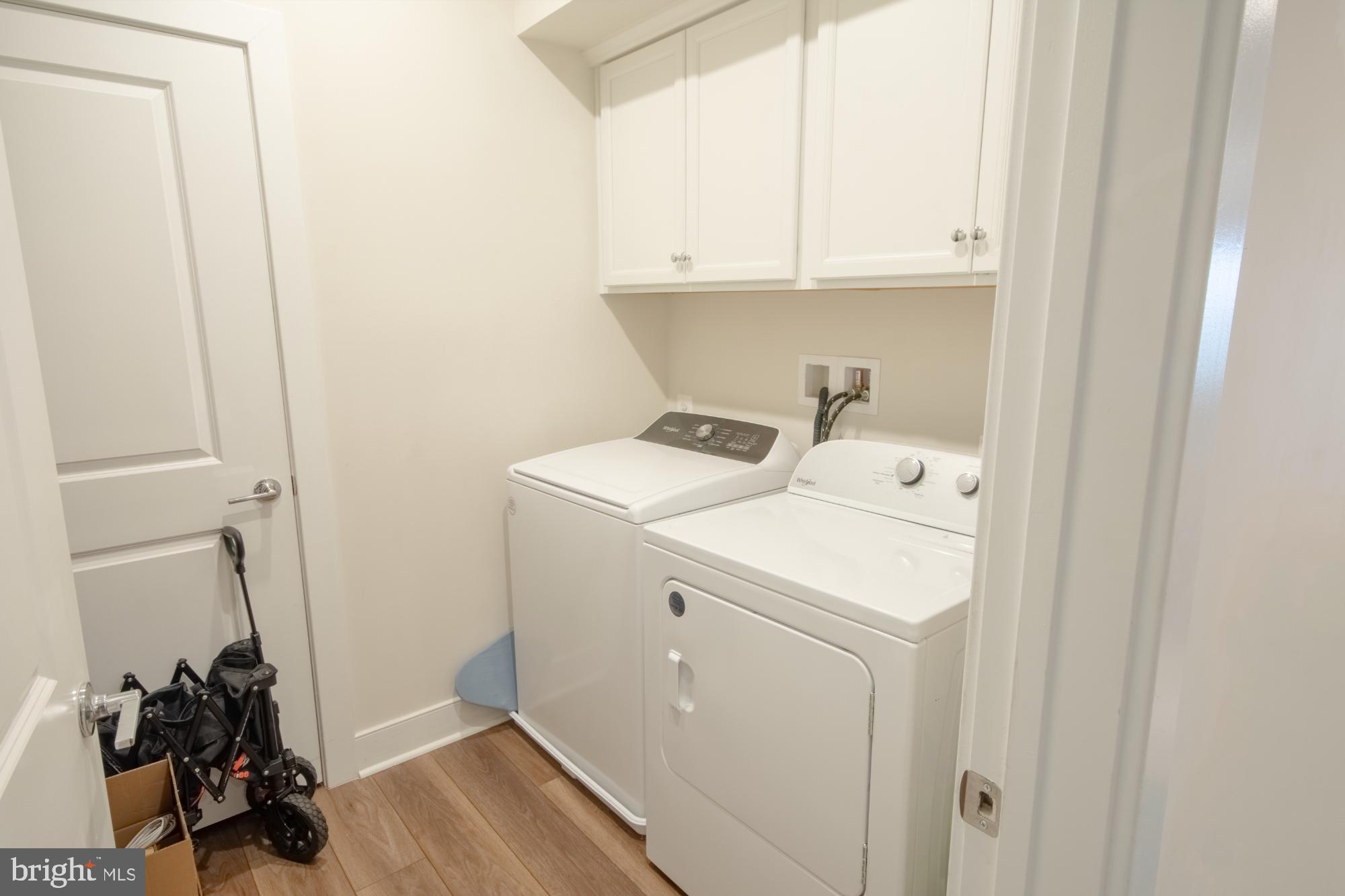 THE FLATS AT NATIONAL HARBOR - Residential Lease