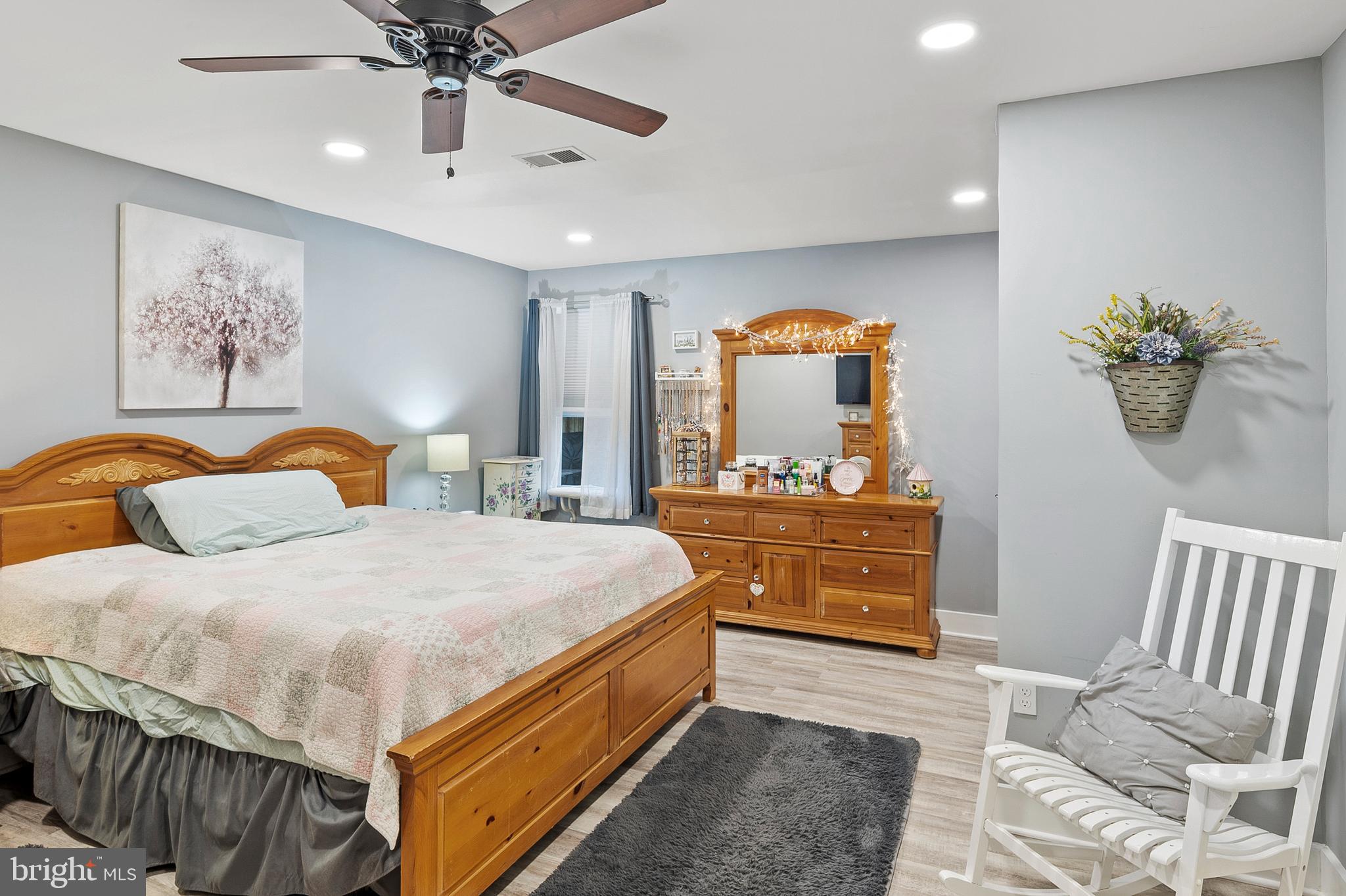 PINE HAVEN - Residential