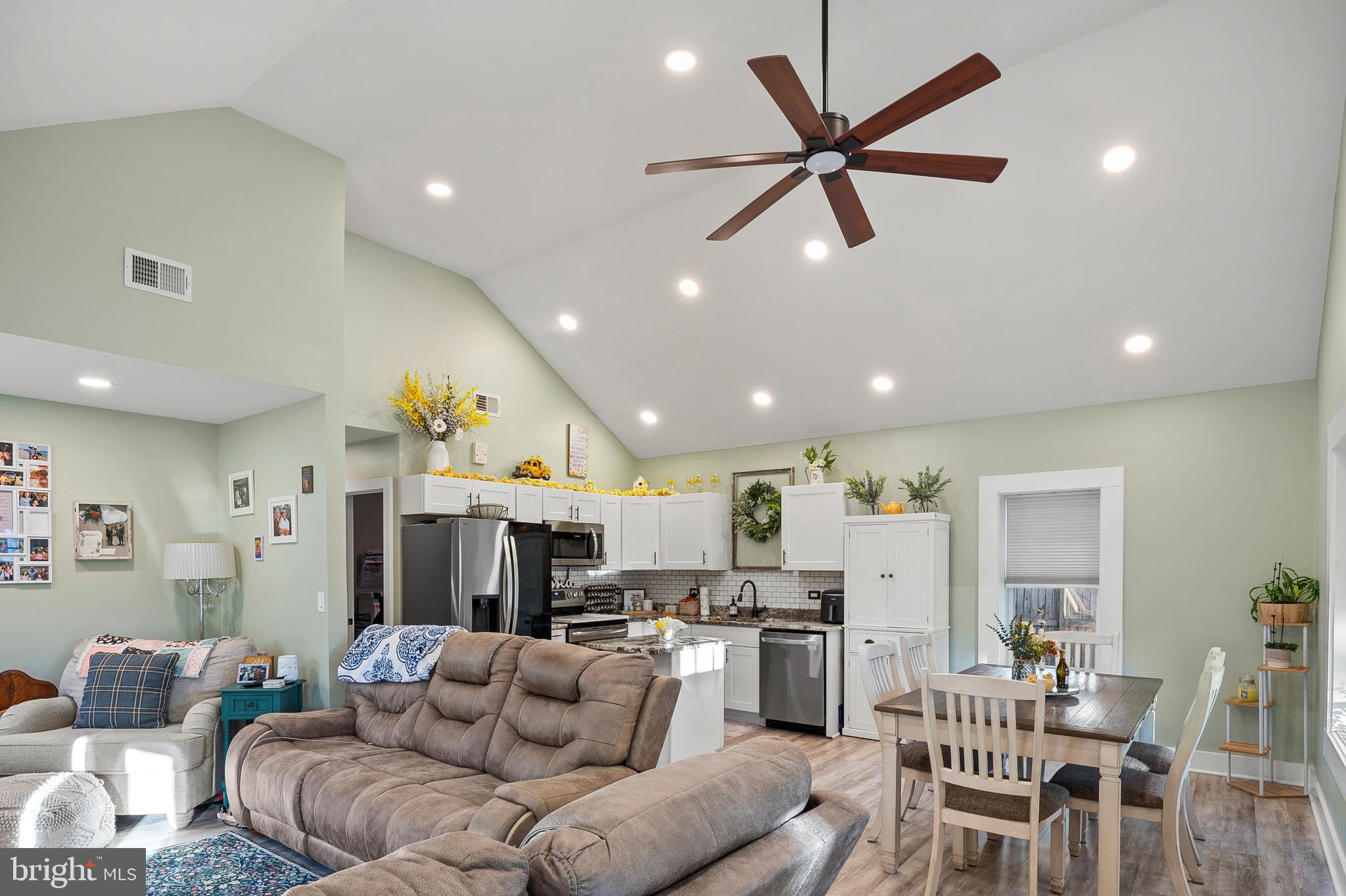 PINE HAVEN - Residential