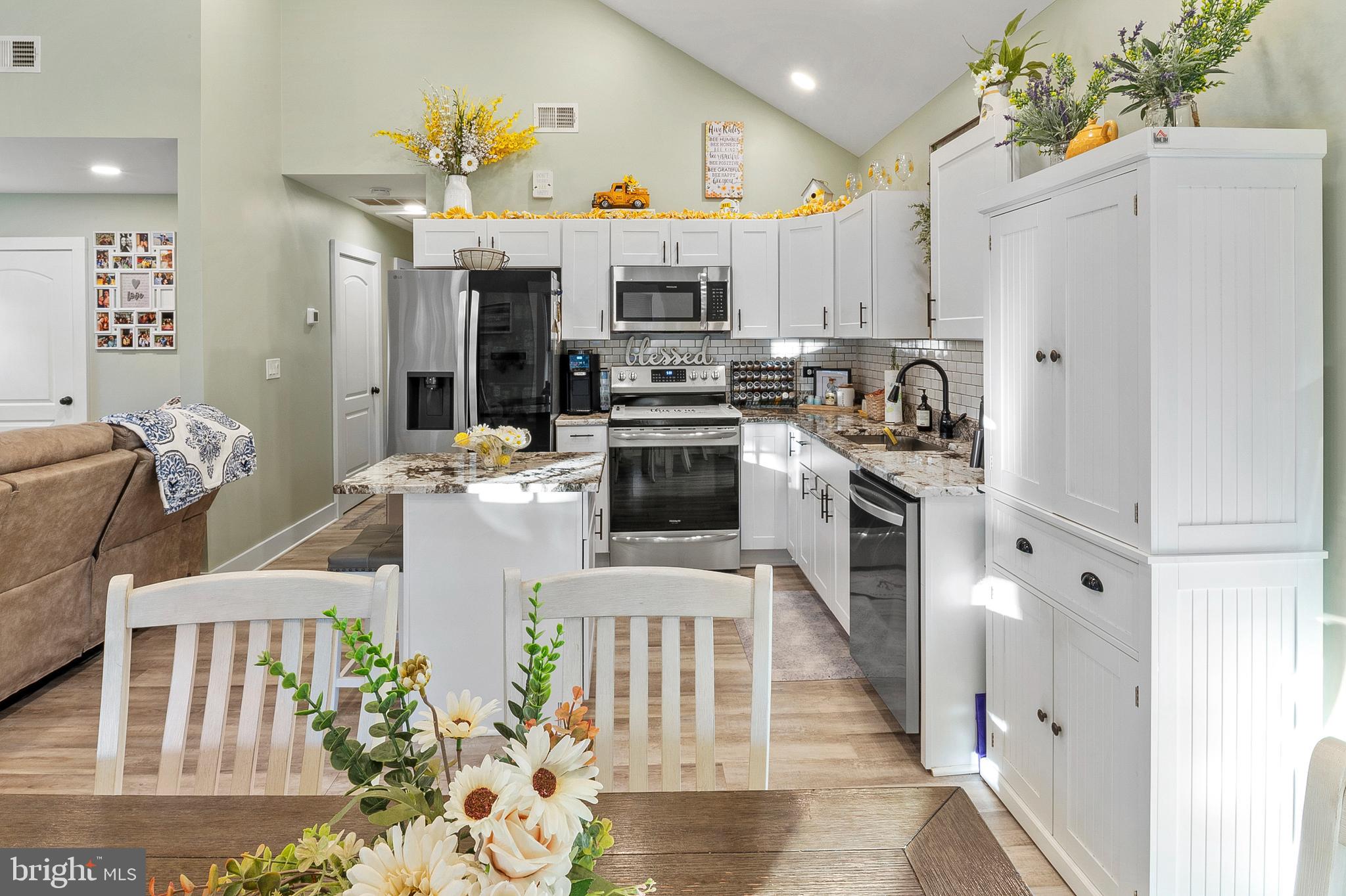 PINE HAVEN - Residential