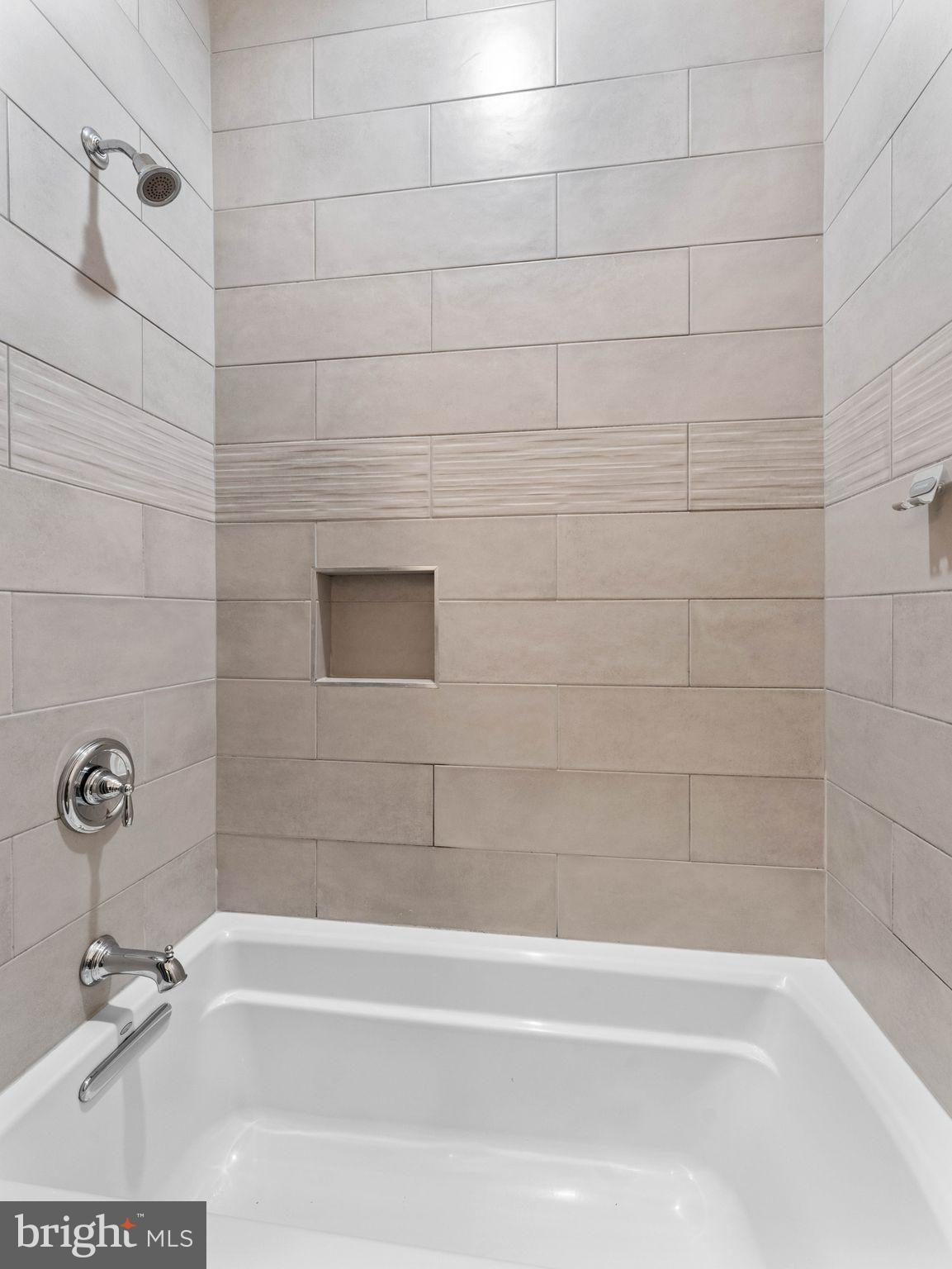 OLDE KENSINGTON - Residential