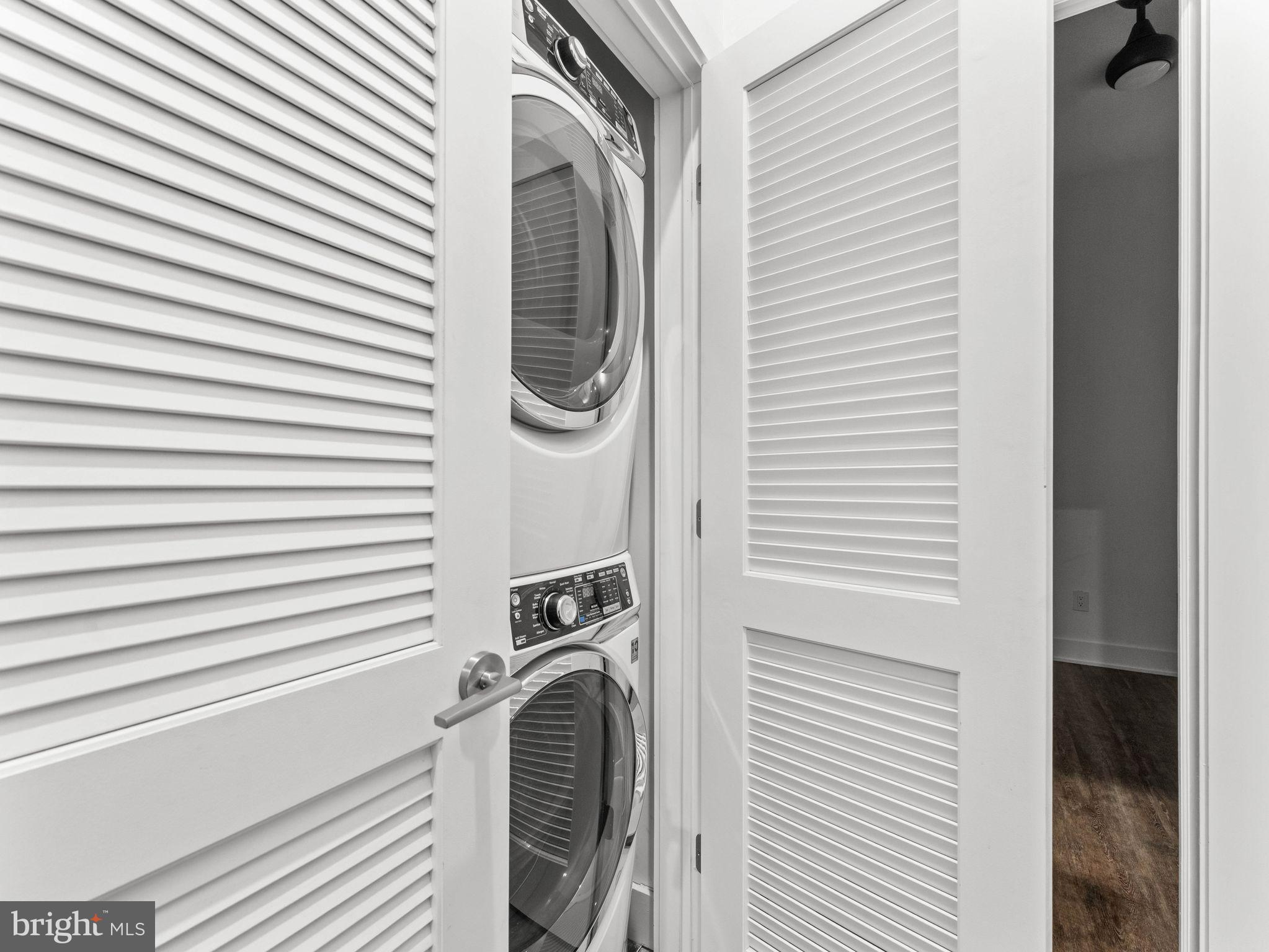 OLDE KENSINGTON - Residential