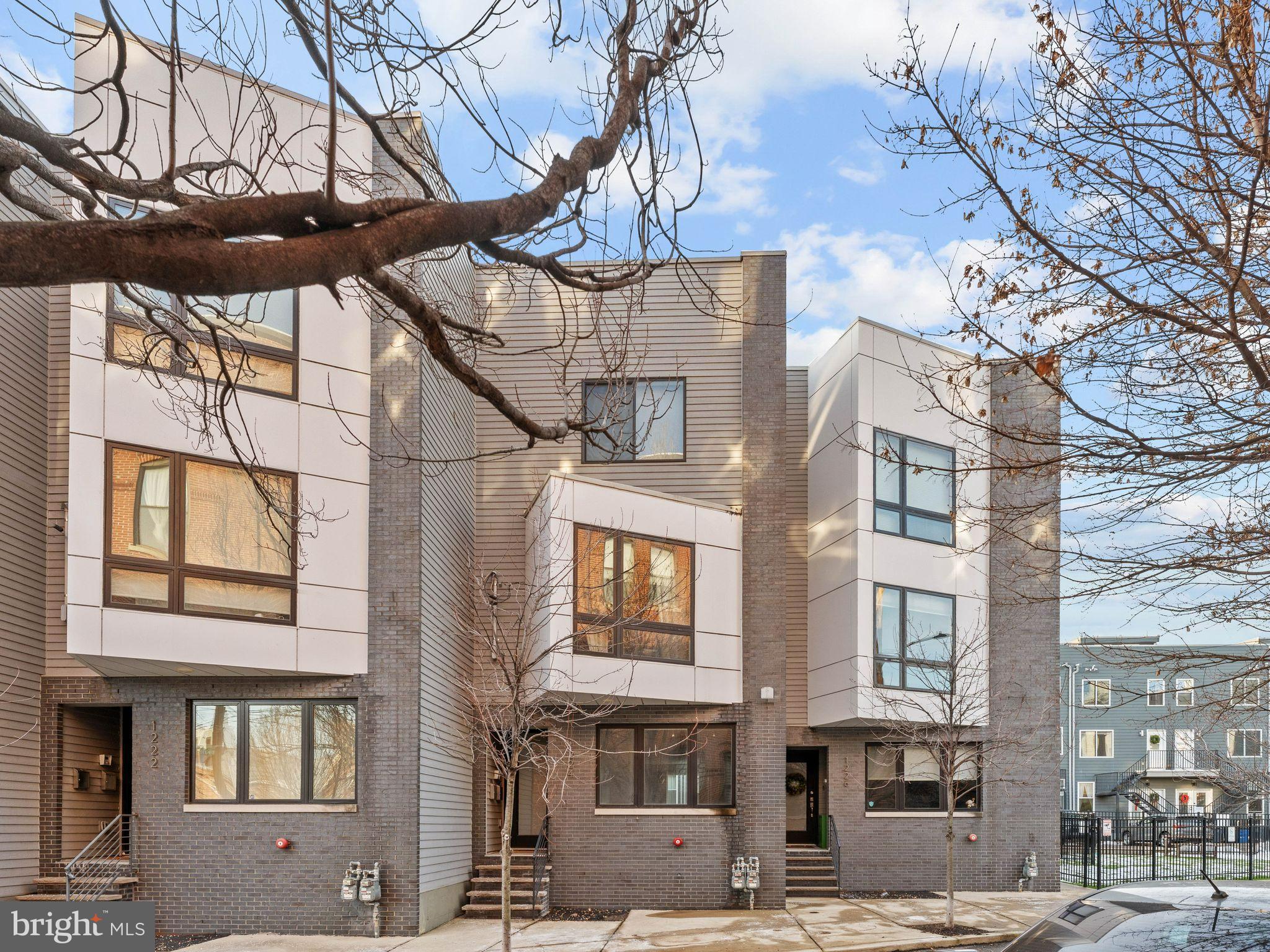 OLDE KENSINGTON - Residential